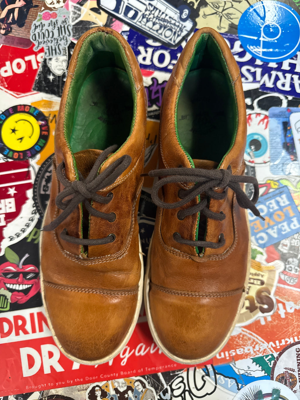 BED STU AZELI LEATHER SNEAKER (org$210)