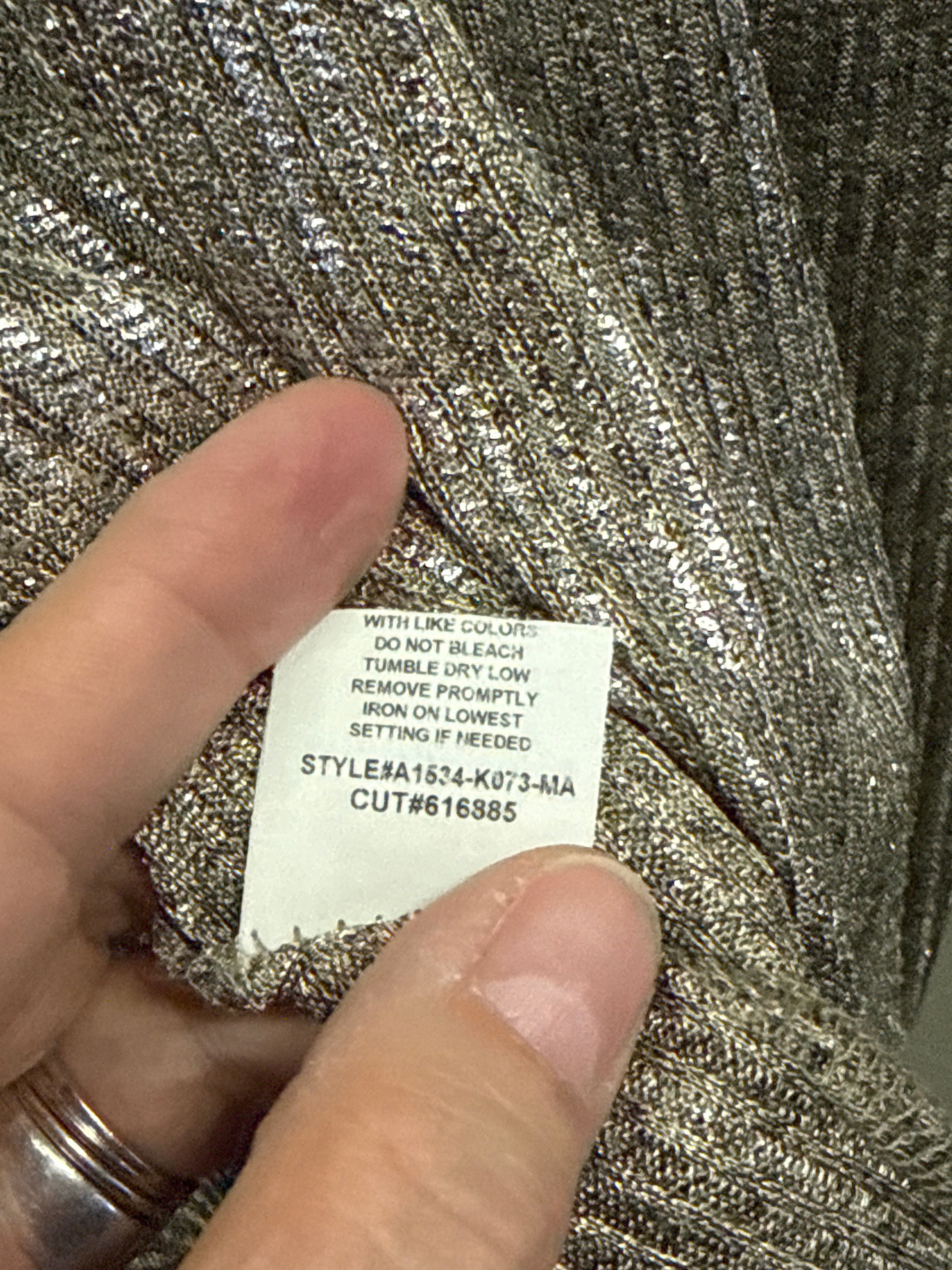 NWT Kim & Cami Metallic Top (org$68)