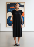 MINIMALIST BLACK MIDI DRESS