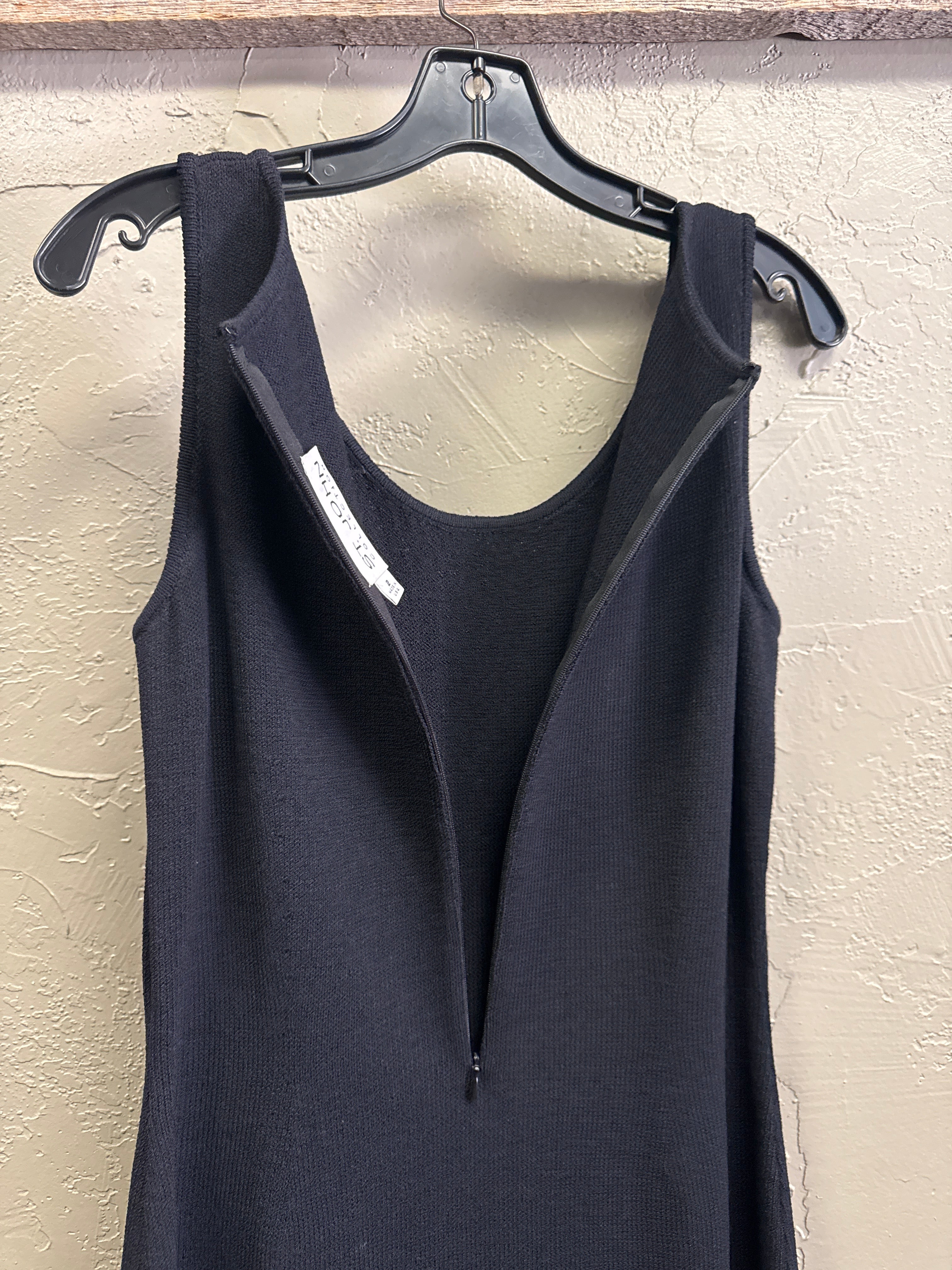 2007 ST. JOHN RESORT COLLECTION SCOOP NECK SHEATH DRESS