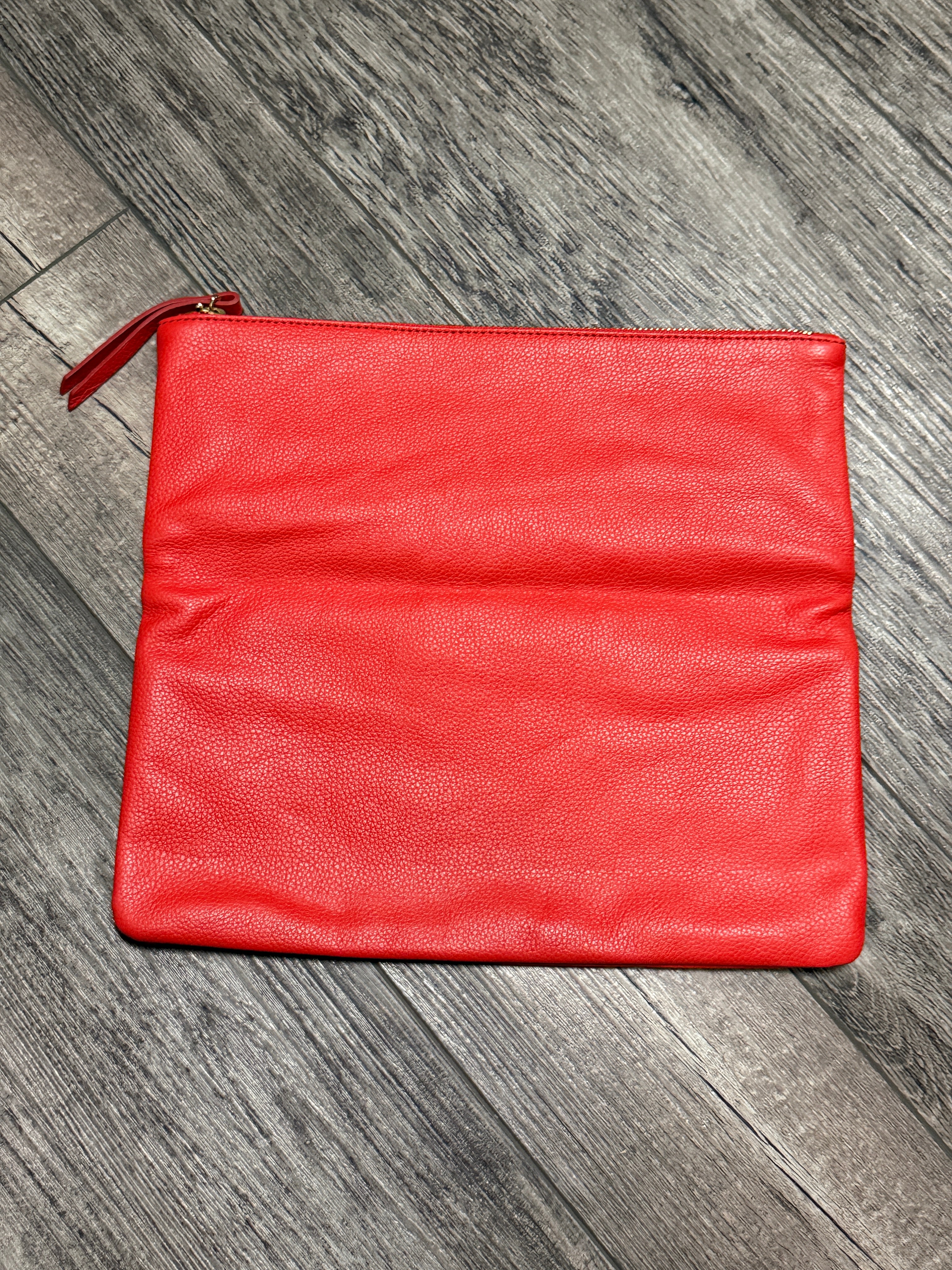 BANANA REPUBLIC FOLDOVER CLUTCH (org$80)