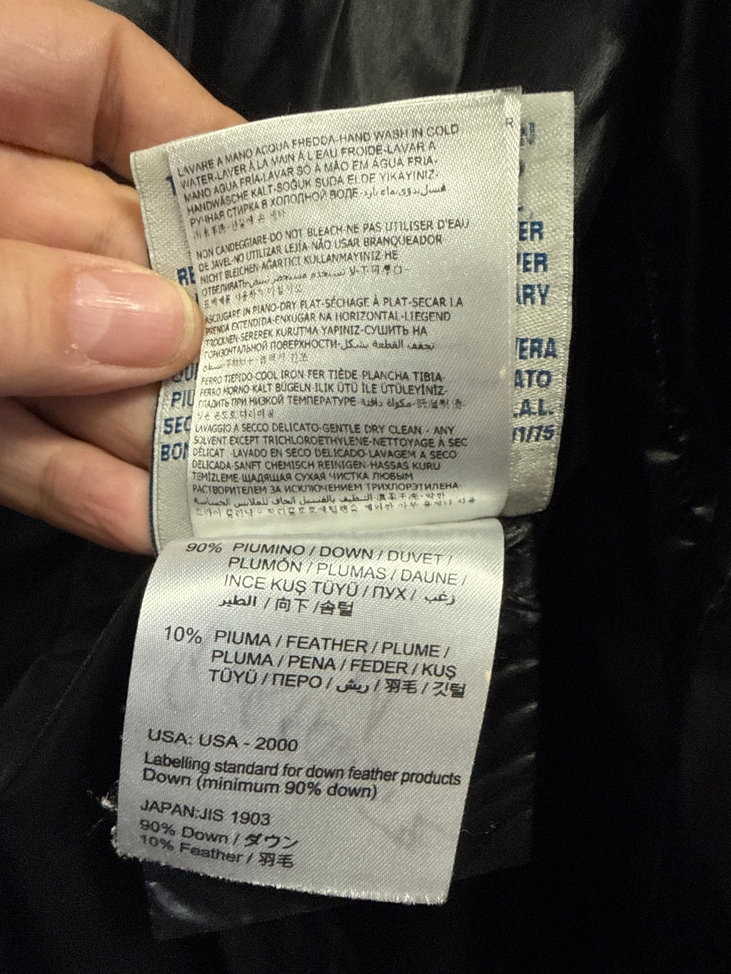 MONCLER VOS DOWN COAT (org$1250)