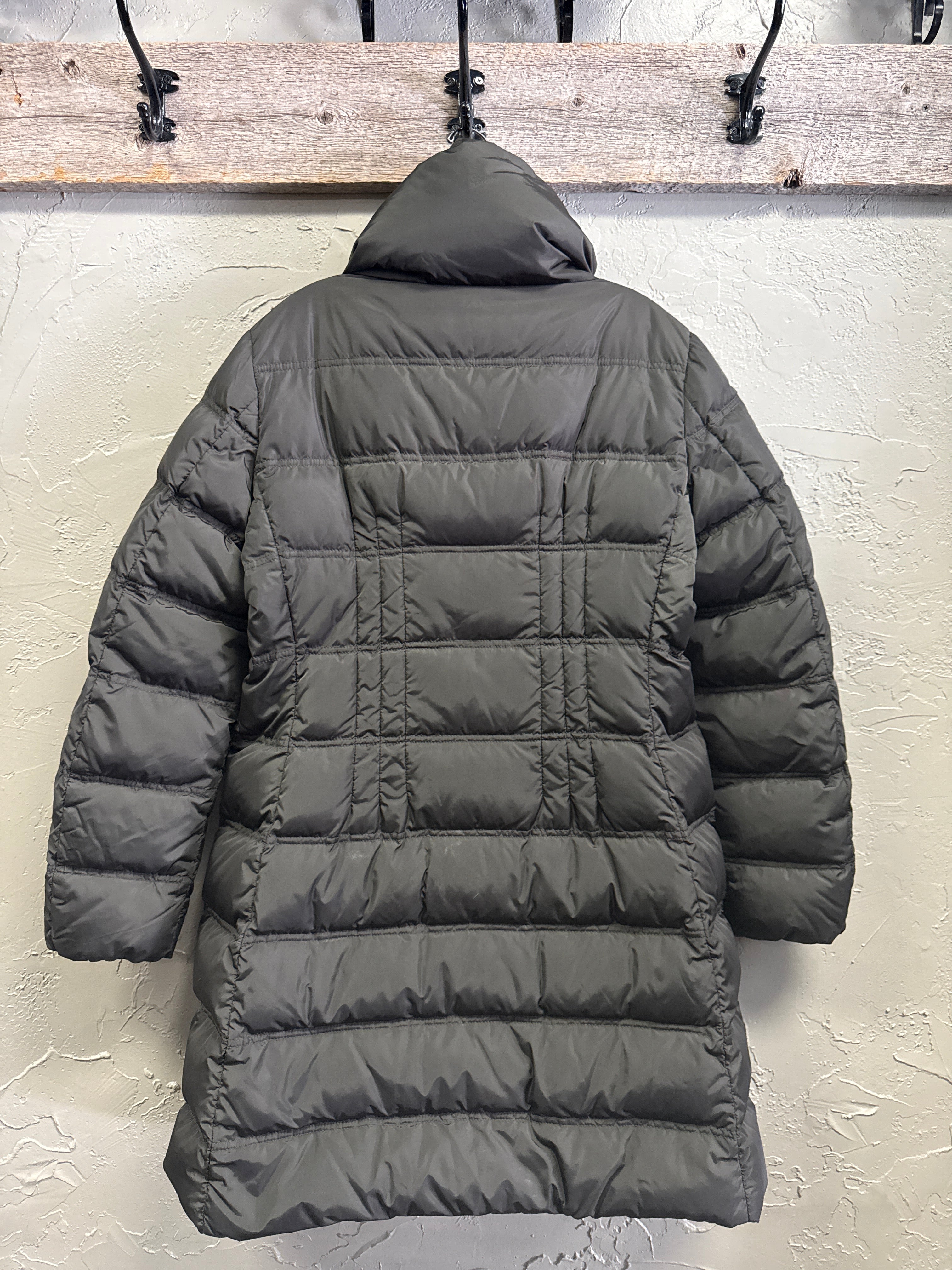 MONCLER VOS DOWN COAT (org$1250)