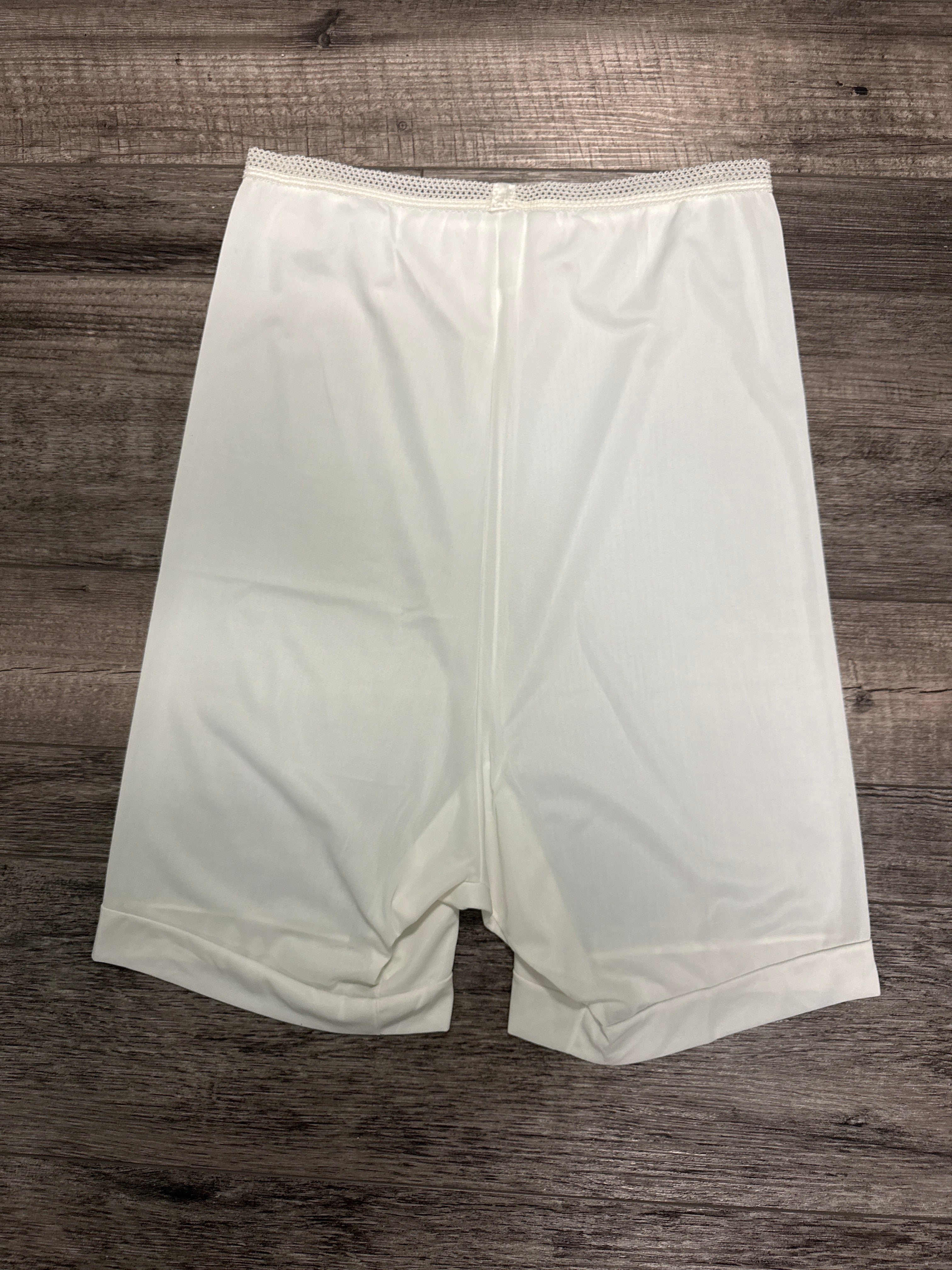 VNT NOS VANITY FAIR PETTIPANTS
