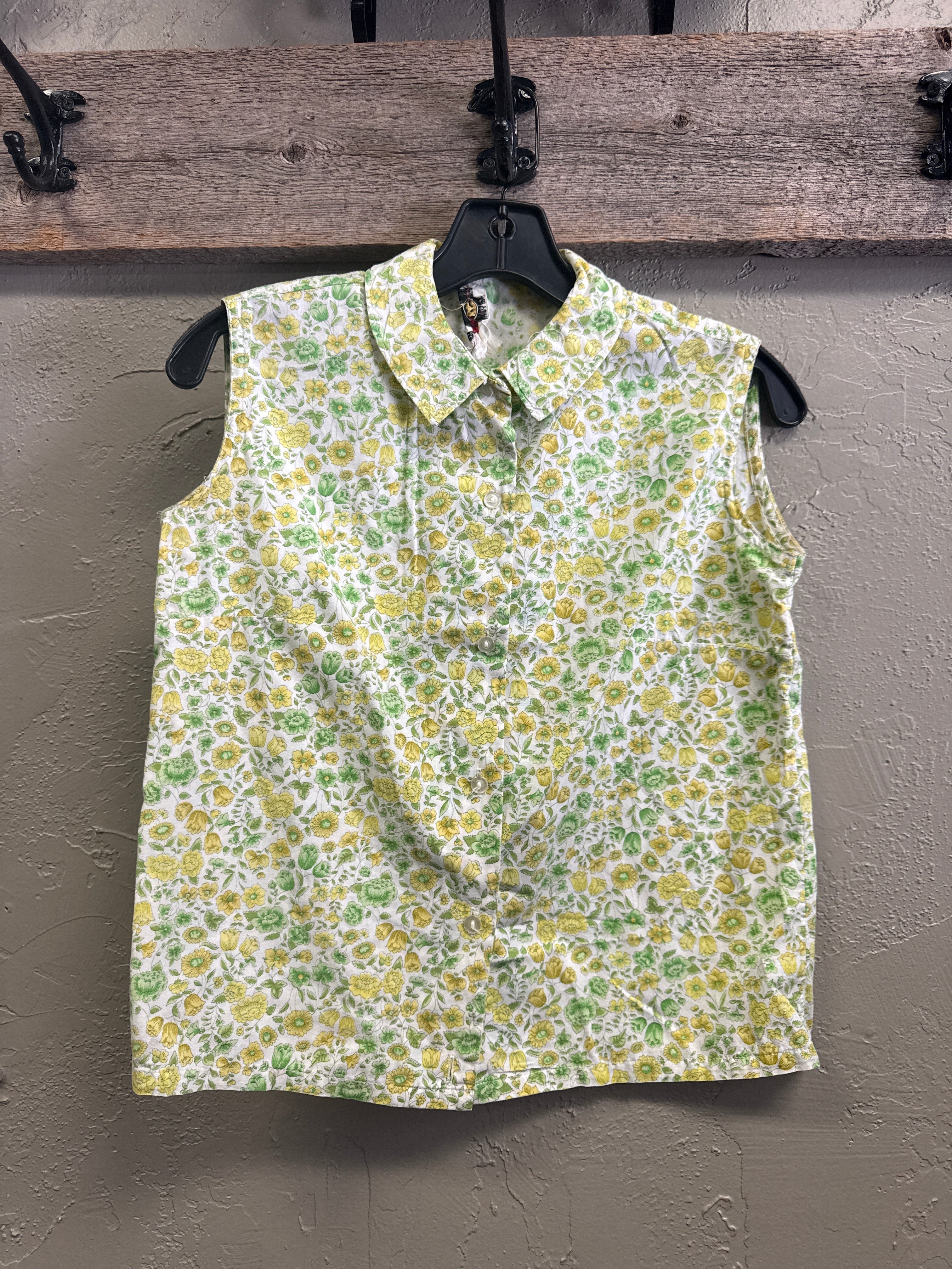 VTG SLEEVELESS FLORAL TOP