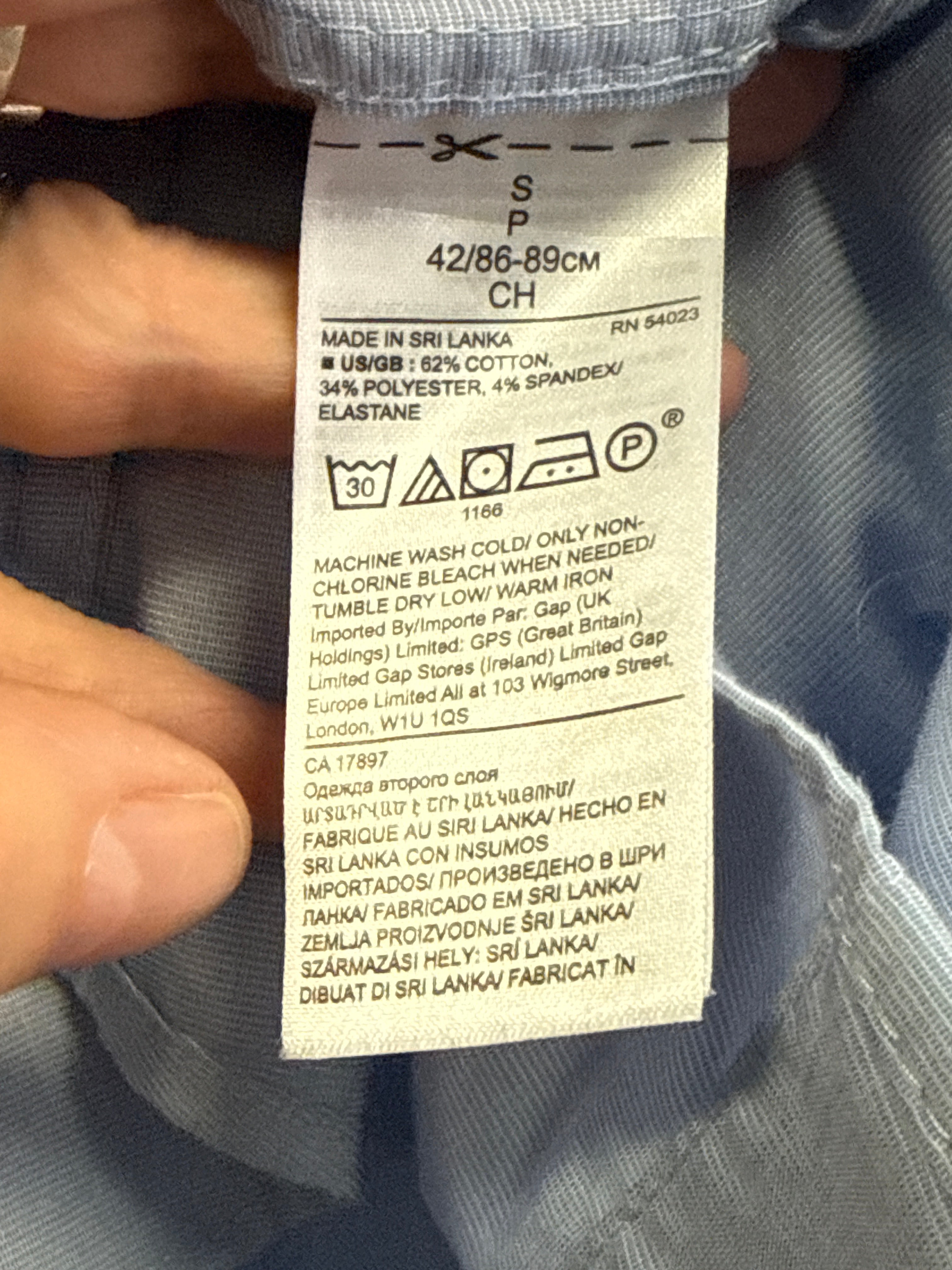 BANANA REPUBLIC BOY FIT SHIRT