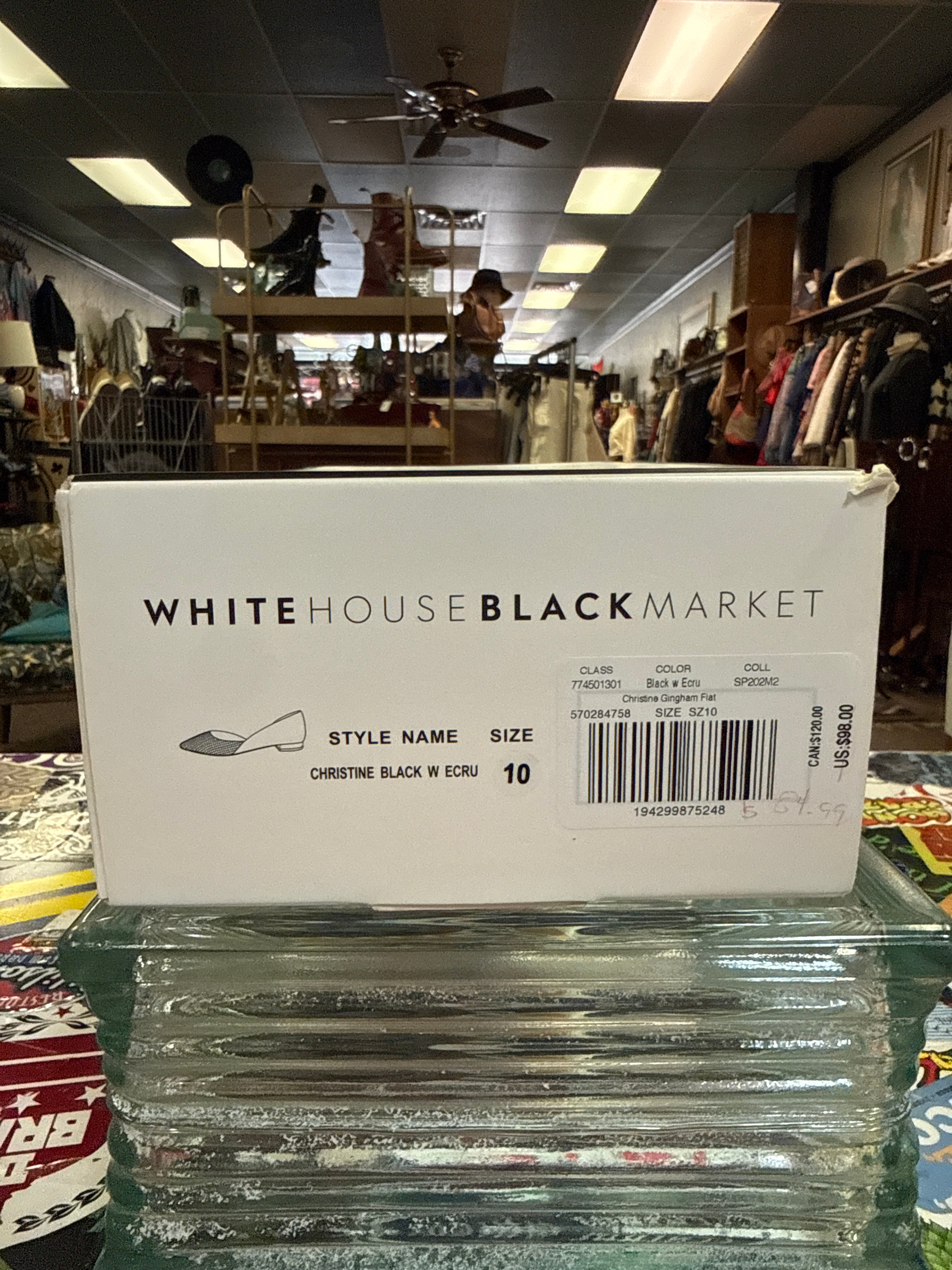 NIB WHBM GINGHAM FLATS (org$98)