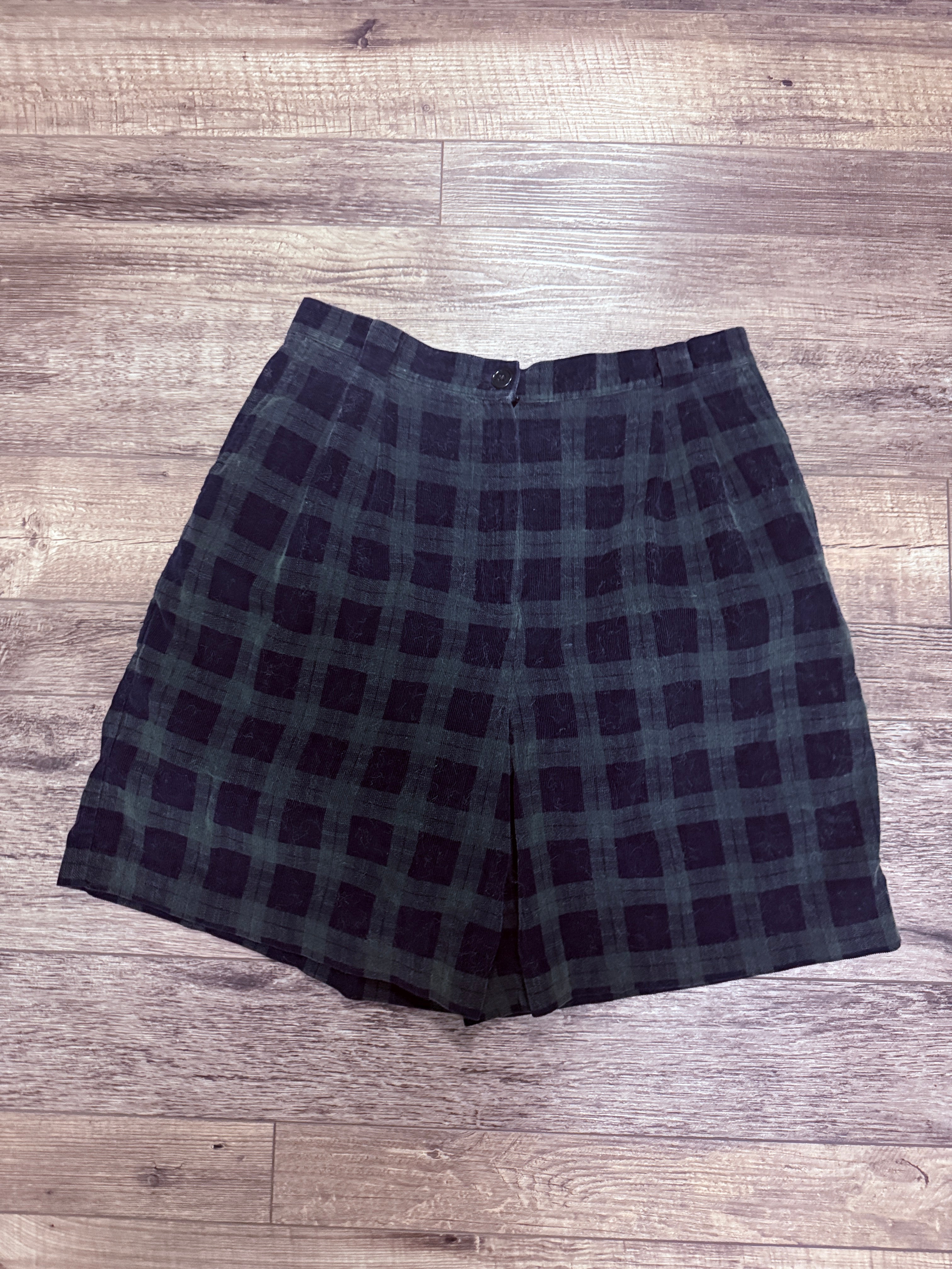 VTG 90s HIGH-WAISTED SHORTS