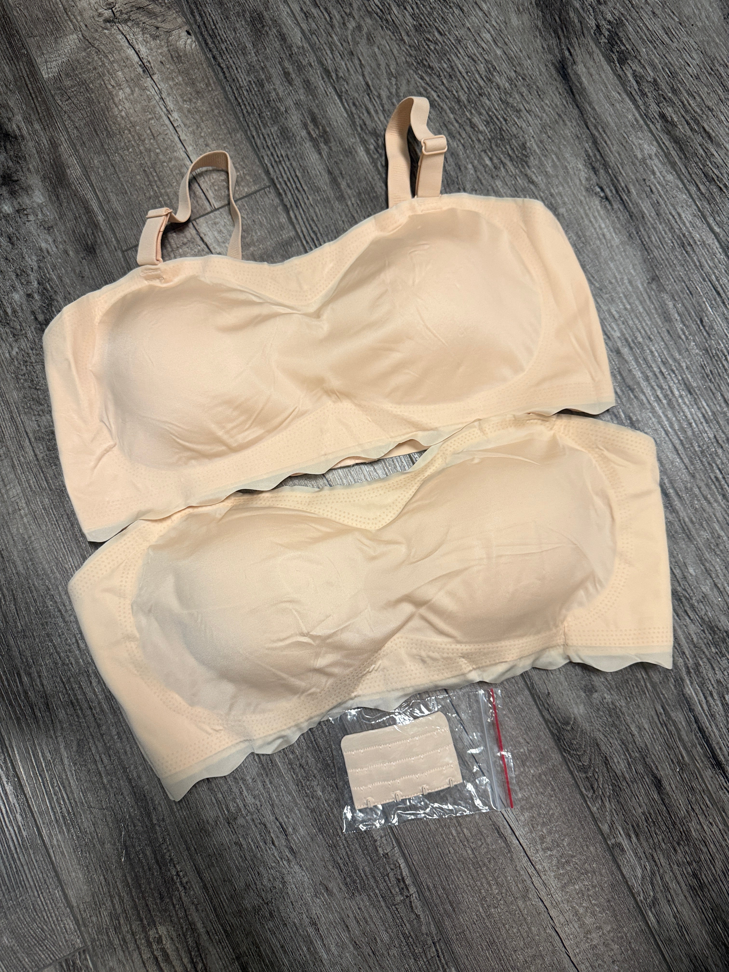 NIB SEAMLESS BANDEAU BRAS