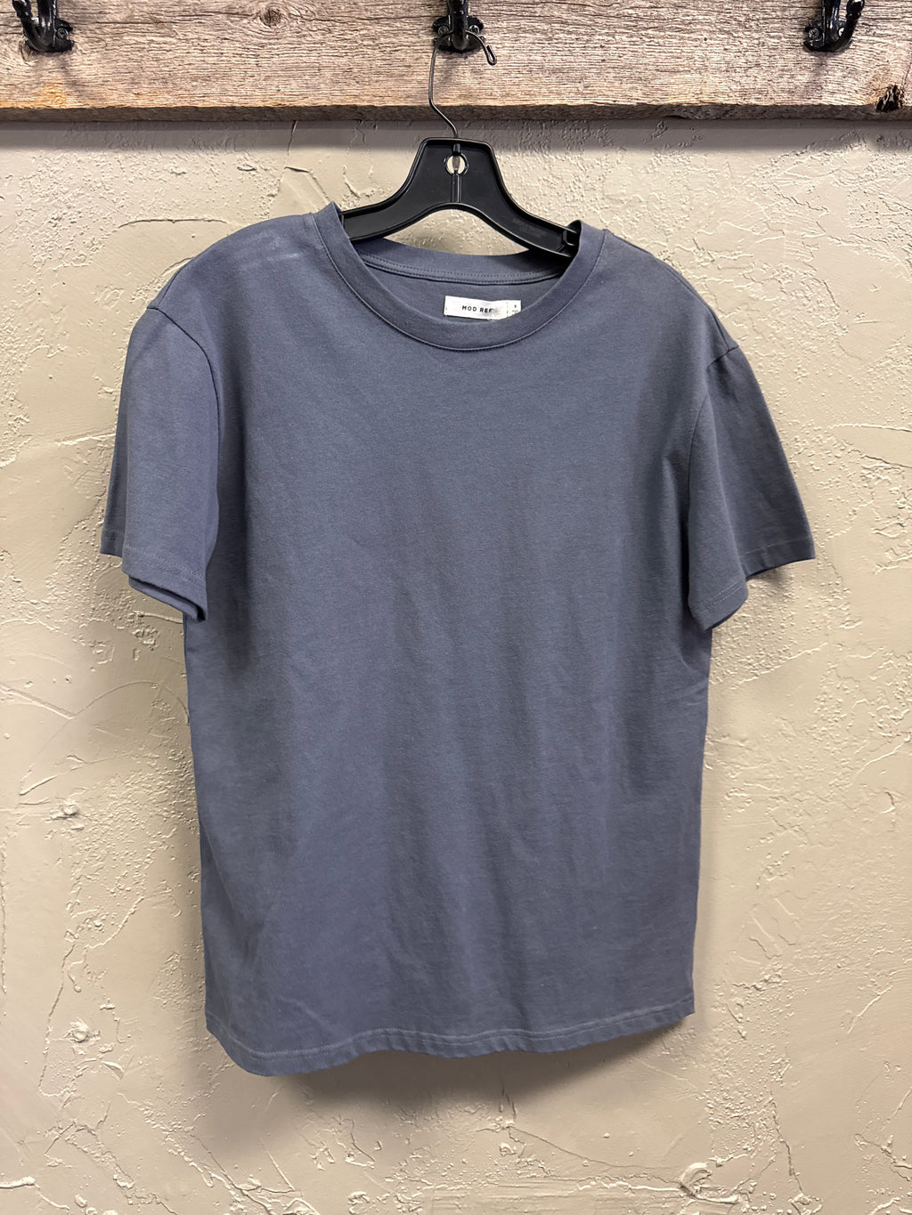 NWT MOD REF CREW NECK TEE (org$35)