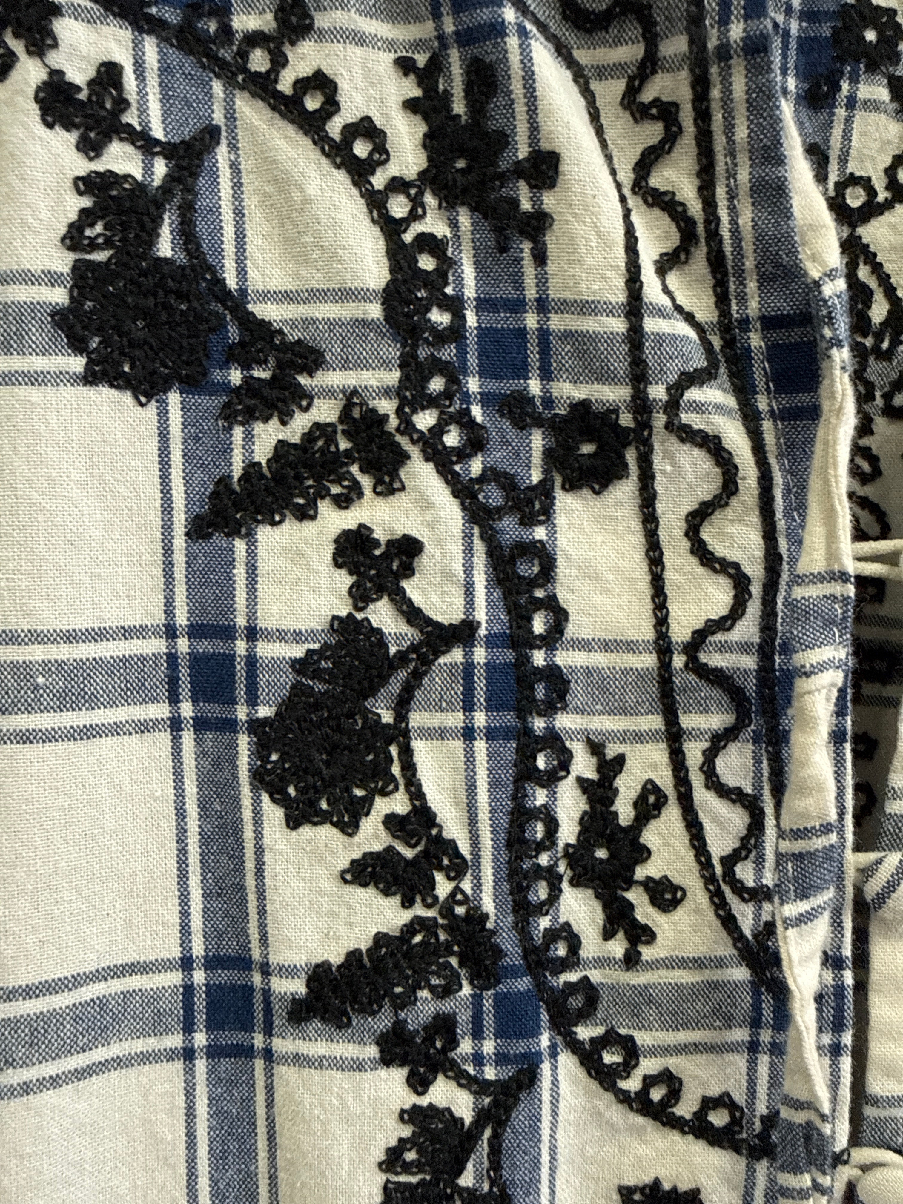 UMGEE EMBROIDERED PLAID TOP
