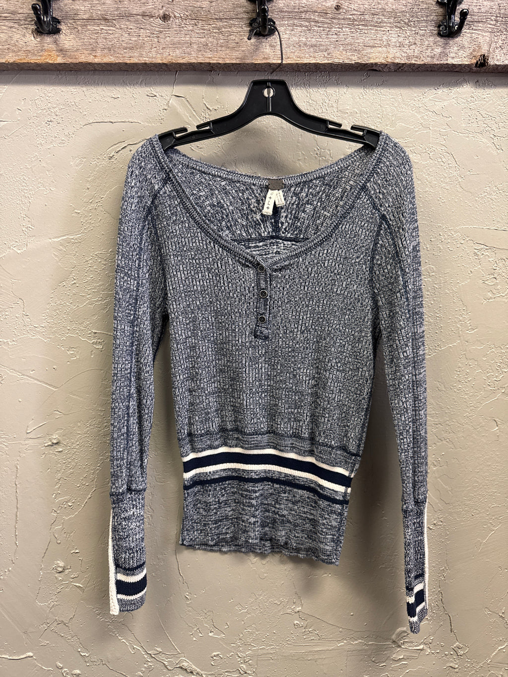 WE THE FREE CROCHETED CUFF HENLEY (org$98)