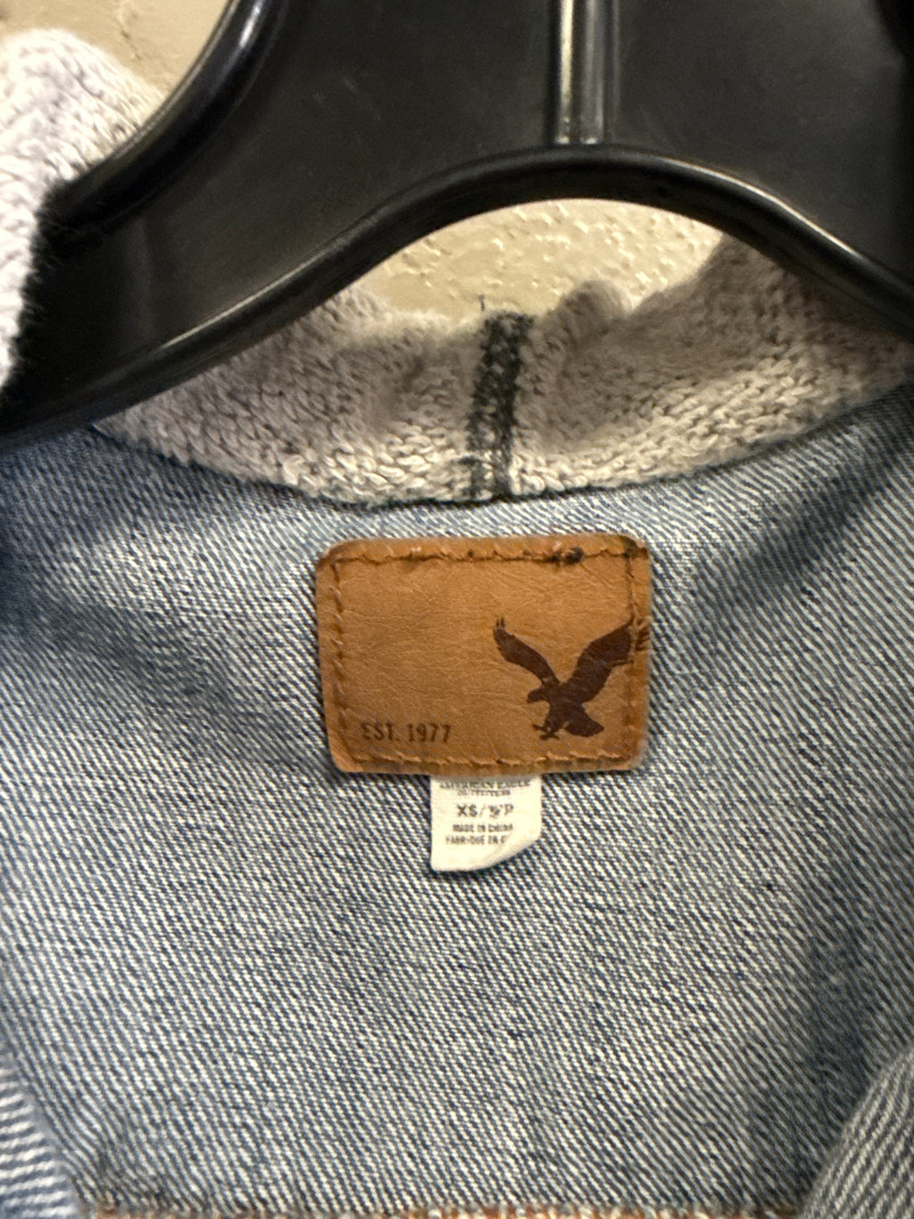 AE HOODED DENIM JACKET