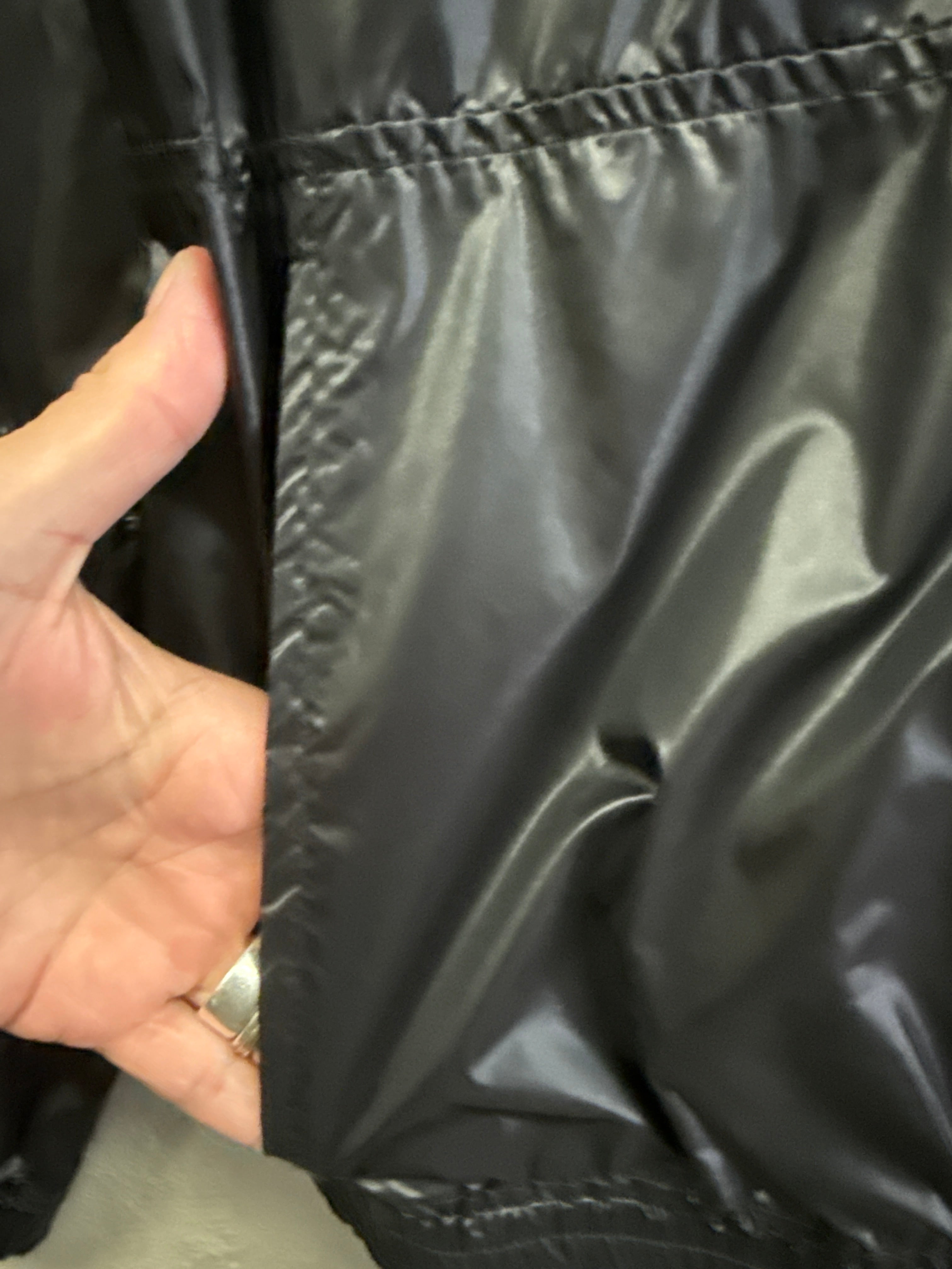 BEBE SPORT WINDBREAKER (org$100)