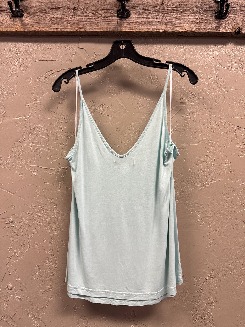 Venus V-Neck Flowy Cami