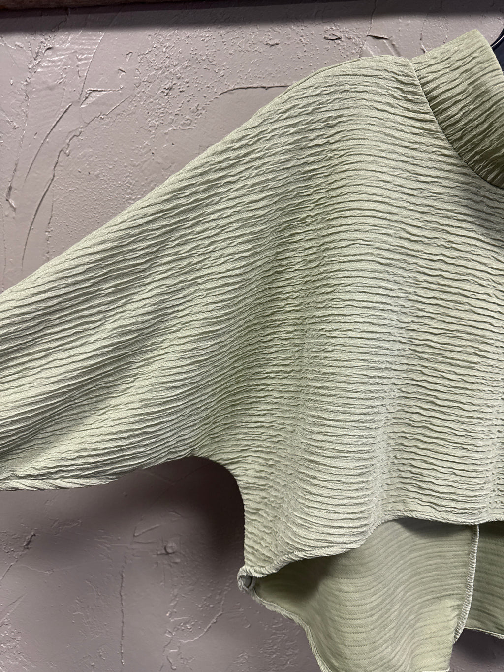 Navra J Funnel Neck Pullover