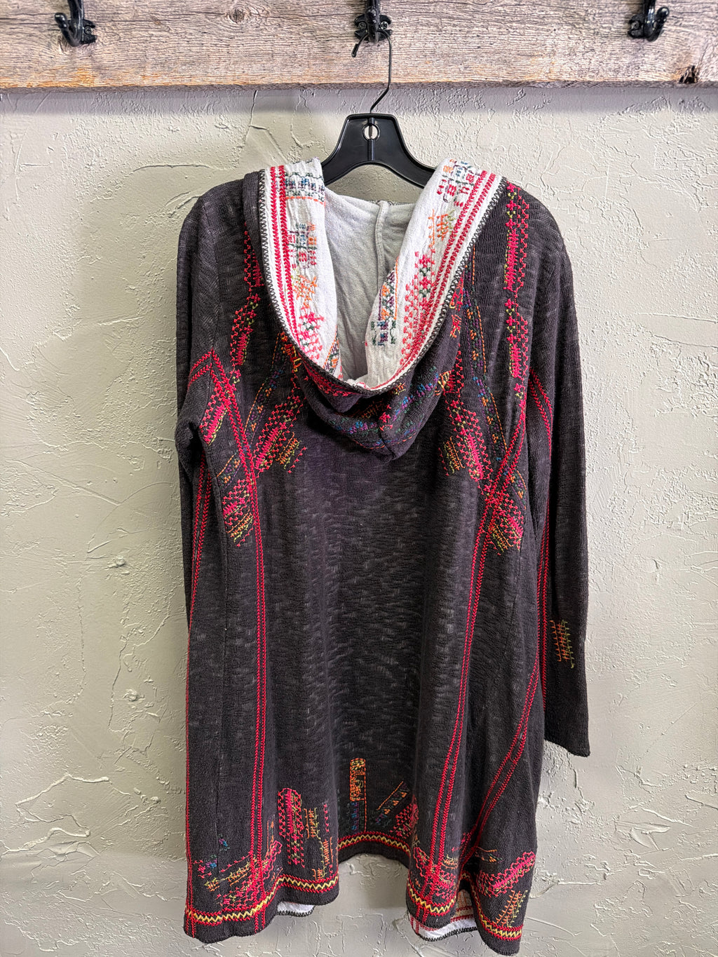 BIYA Embroidered Duster (org$440)