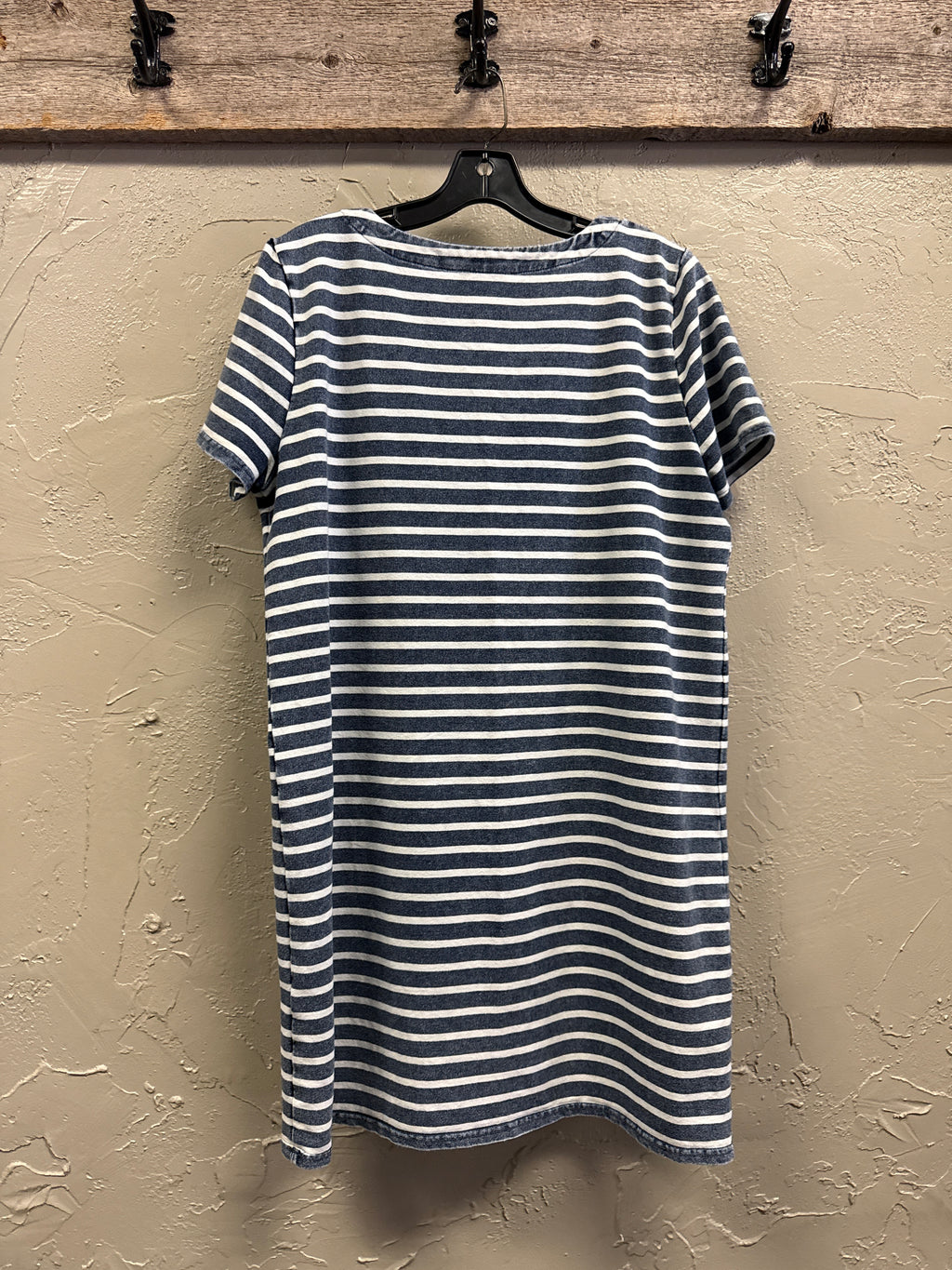 Jane & Delancey Short Sleeve Knit Dress