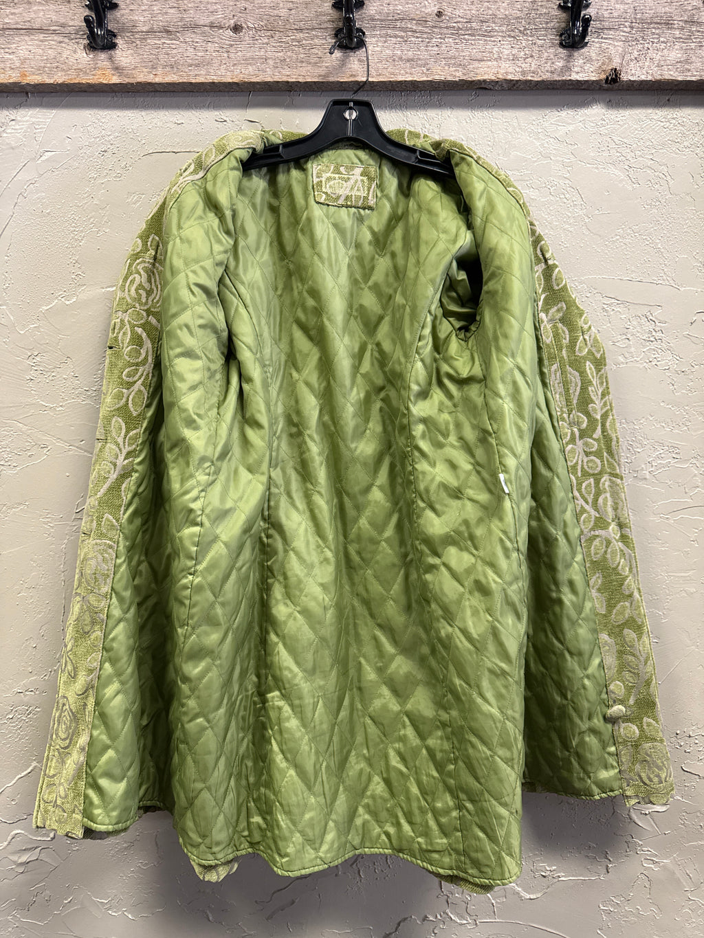 Vtg Rose Tapestry Coat