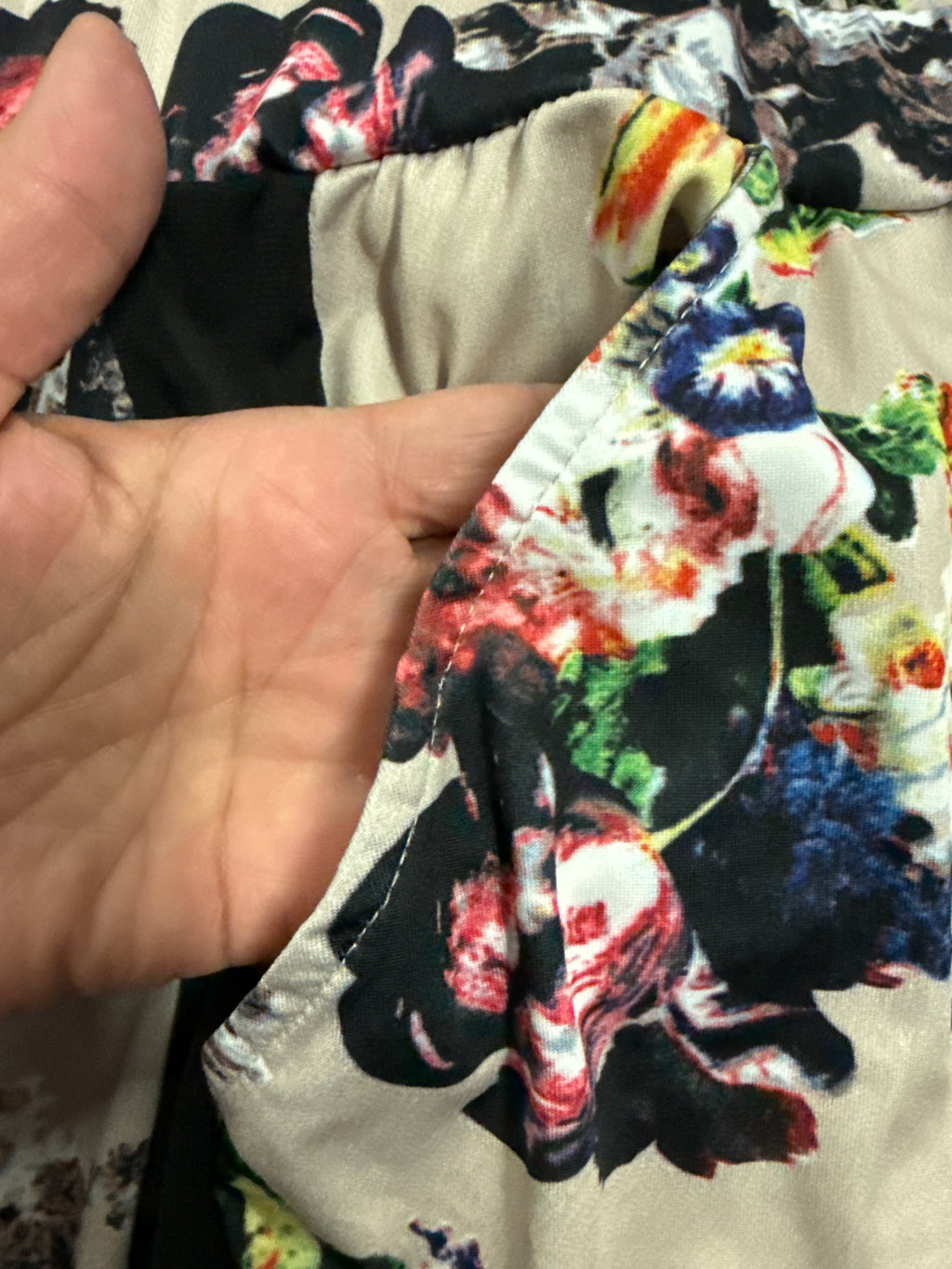 NWOT Kate & Mallory Floral Joggers