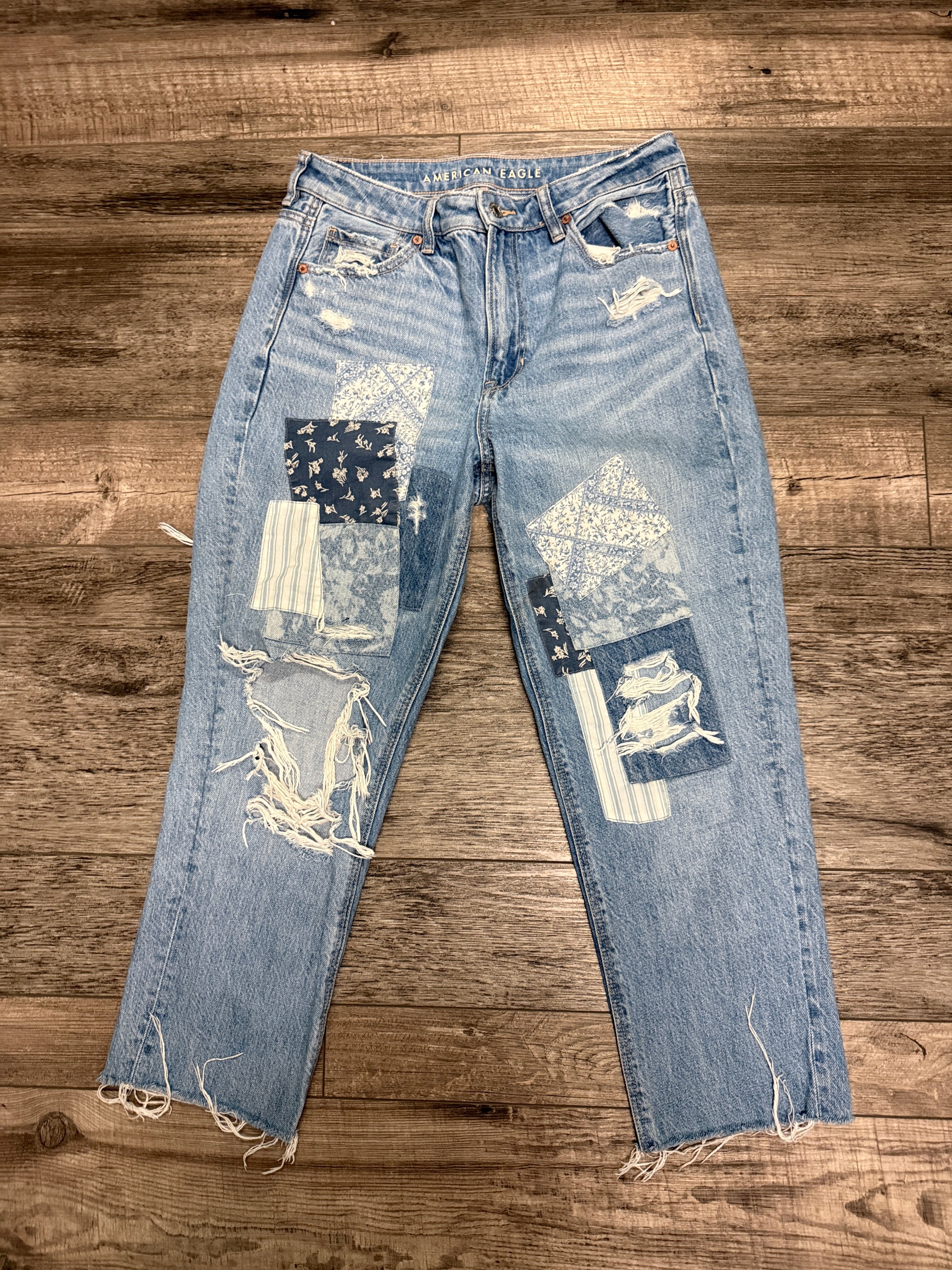 AE Patched Mom Straight Jean