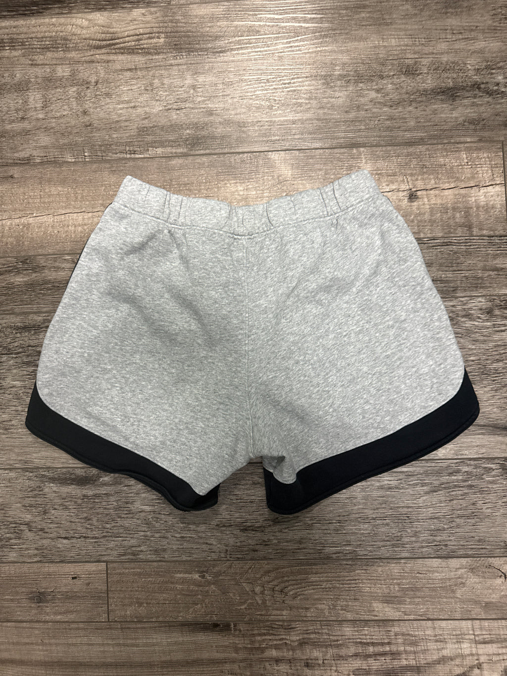 Under Armour Loose Fit Short