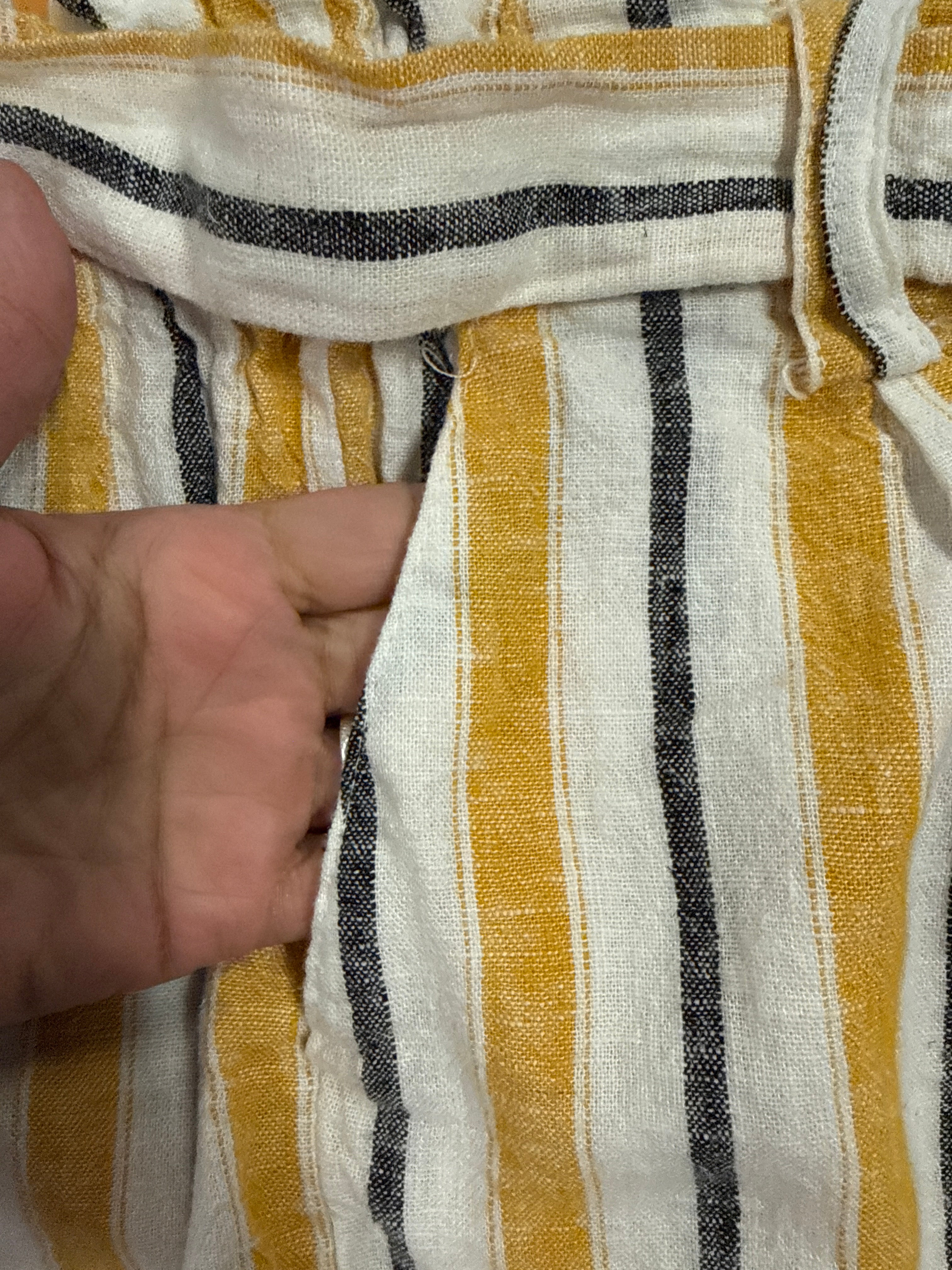 Love Tree Linen Blend Shorts