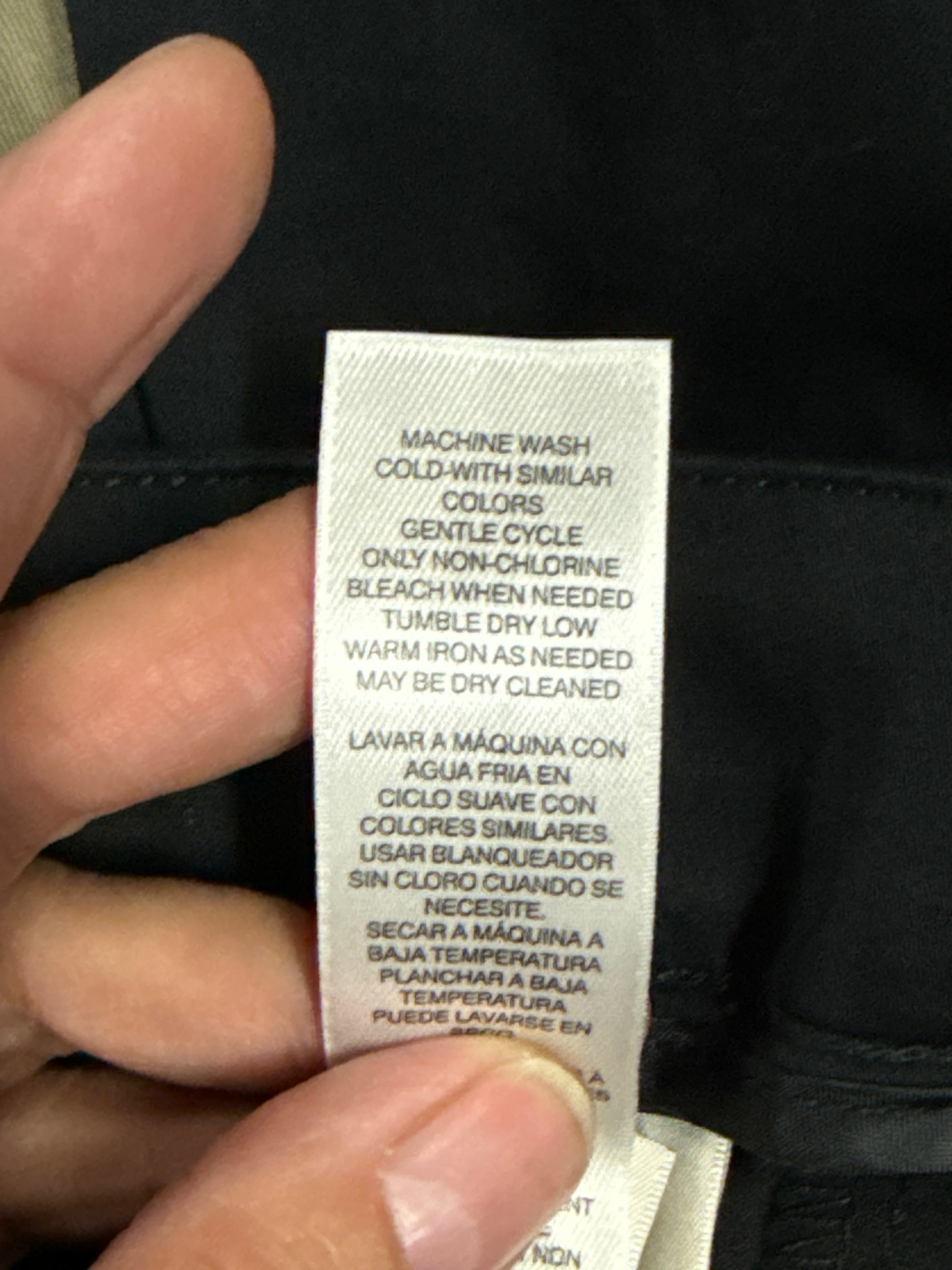 NWT Chicos Utility Slim Short (org$70)