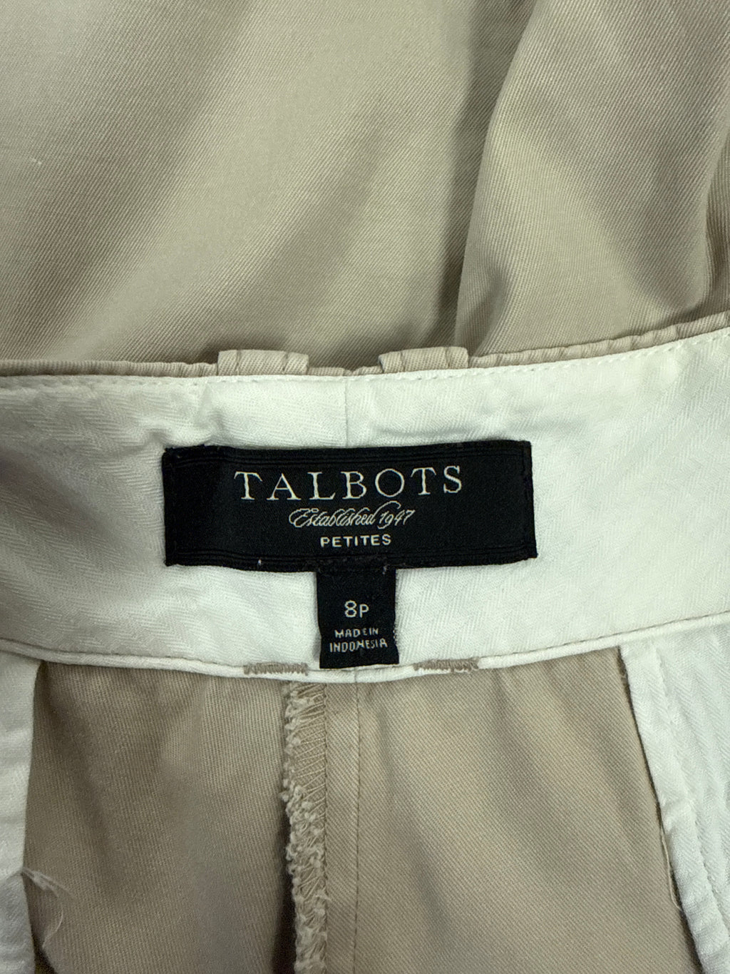 Talbots Relaxed Chino Short 9org$70)