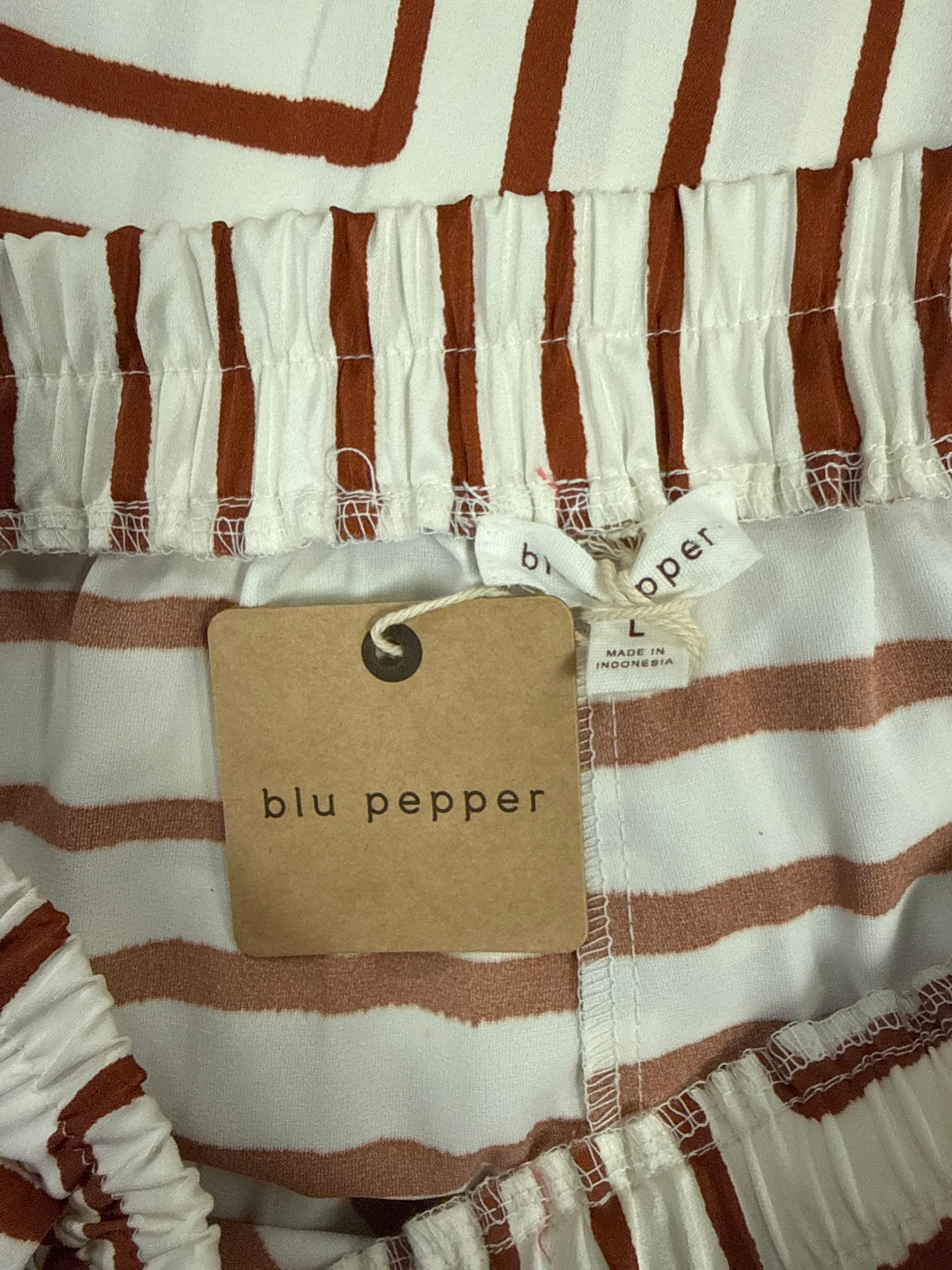 NWT Blu Pepper Tie Waist Shorts