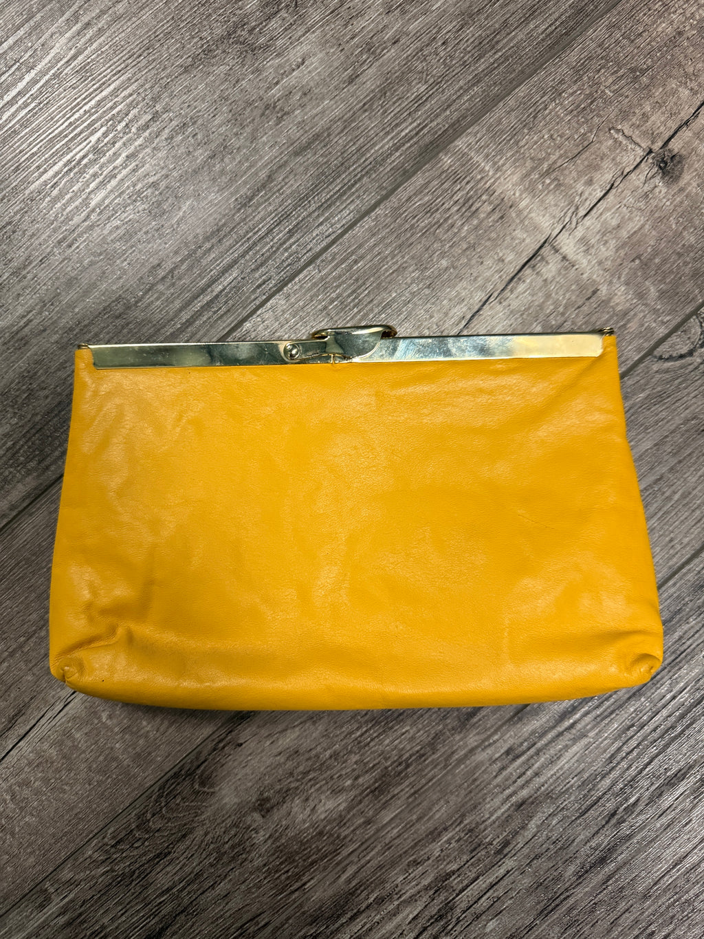 Vtg Etra Leather Clutch