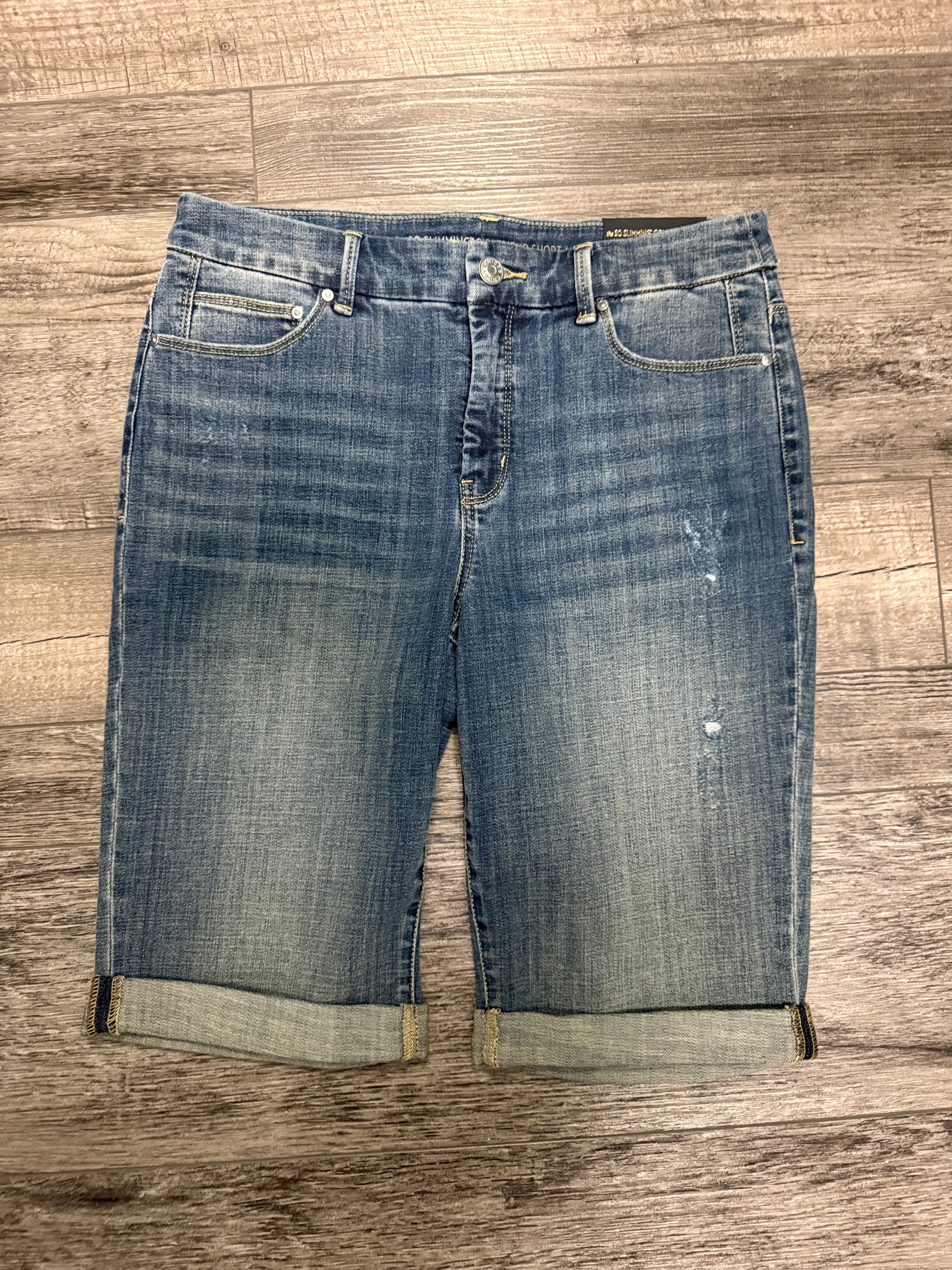 NWT Chicos Girlfriend Short (org$69)