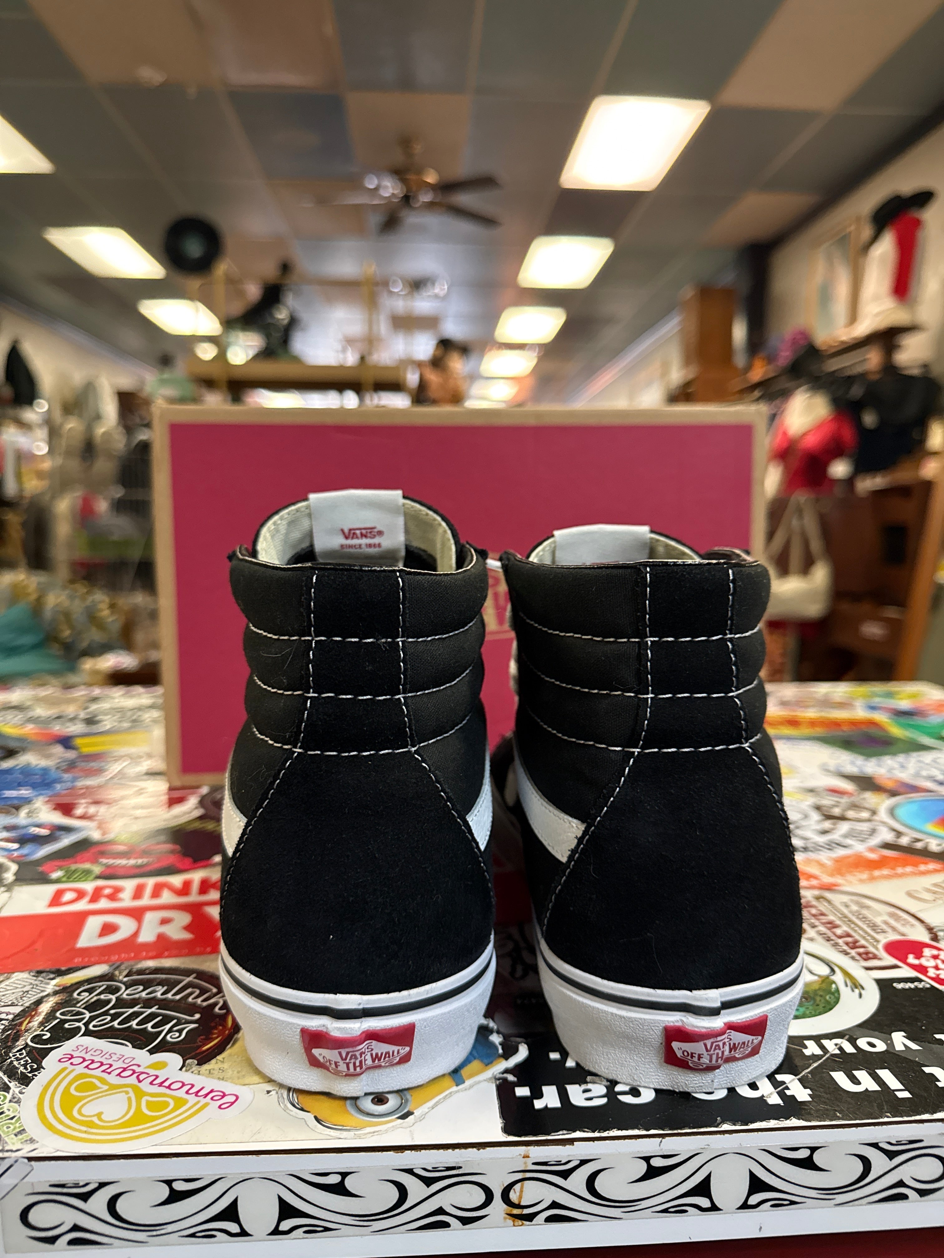 NIB Vans Sk8-Hi Sneakers (org$85)