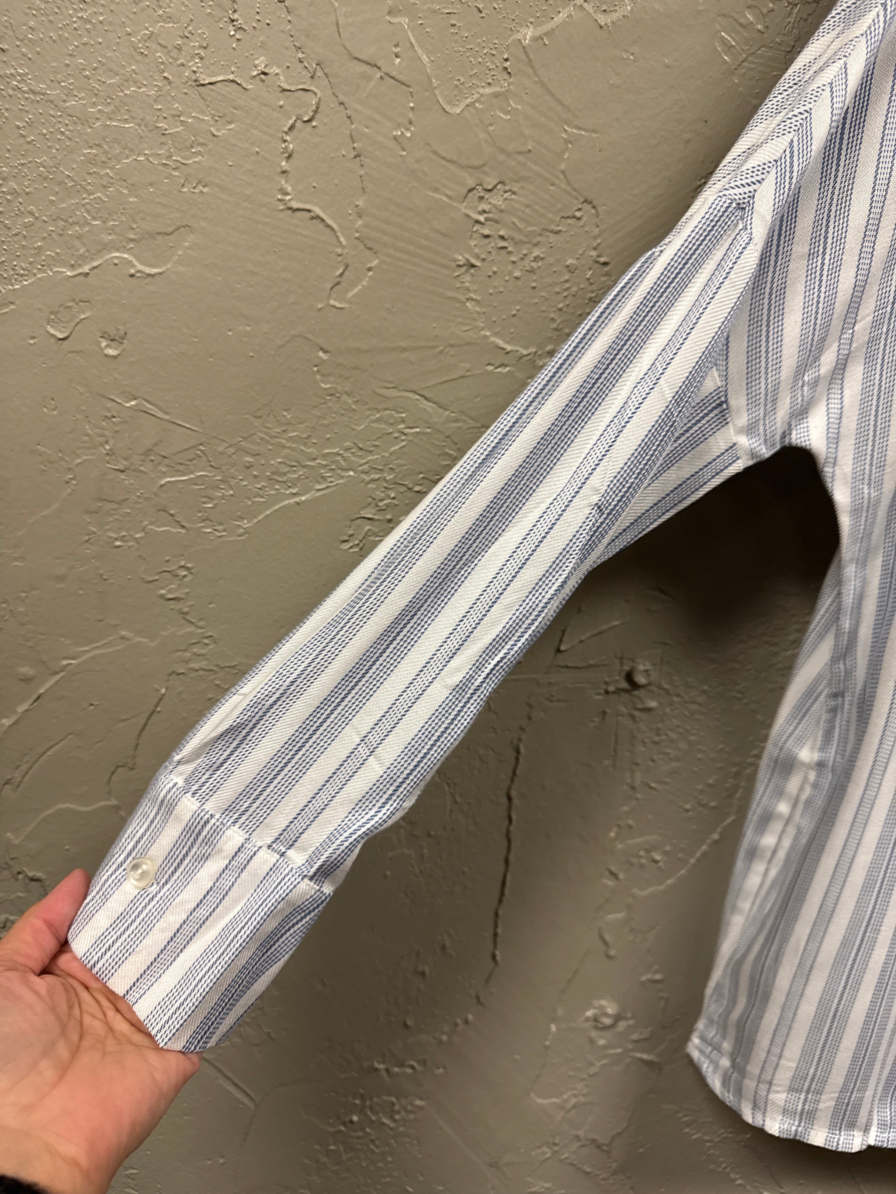 NWOT mod/x Off-the-Shoulder Top