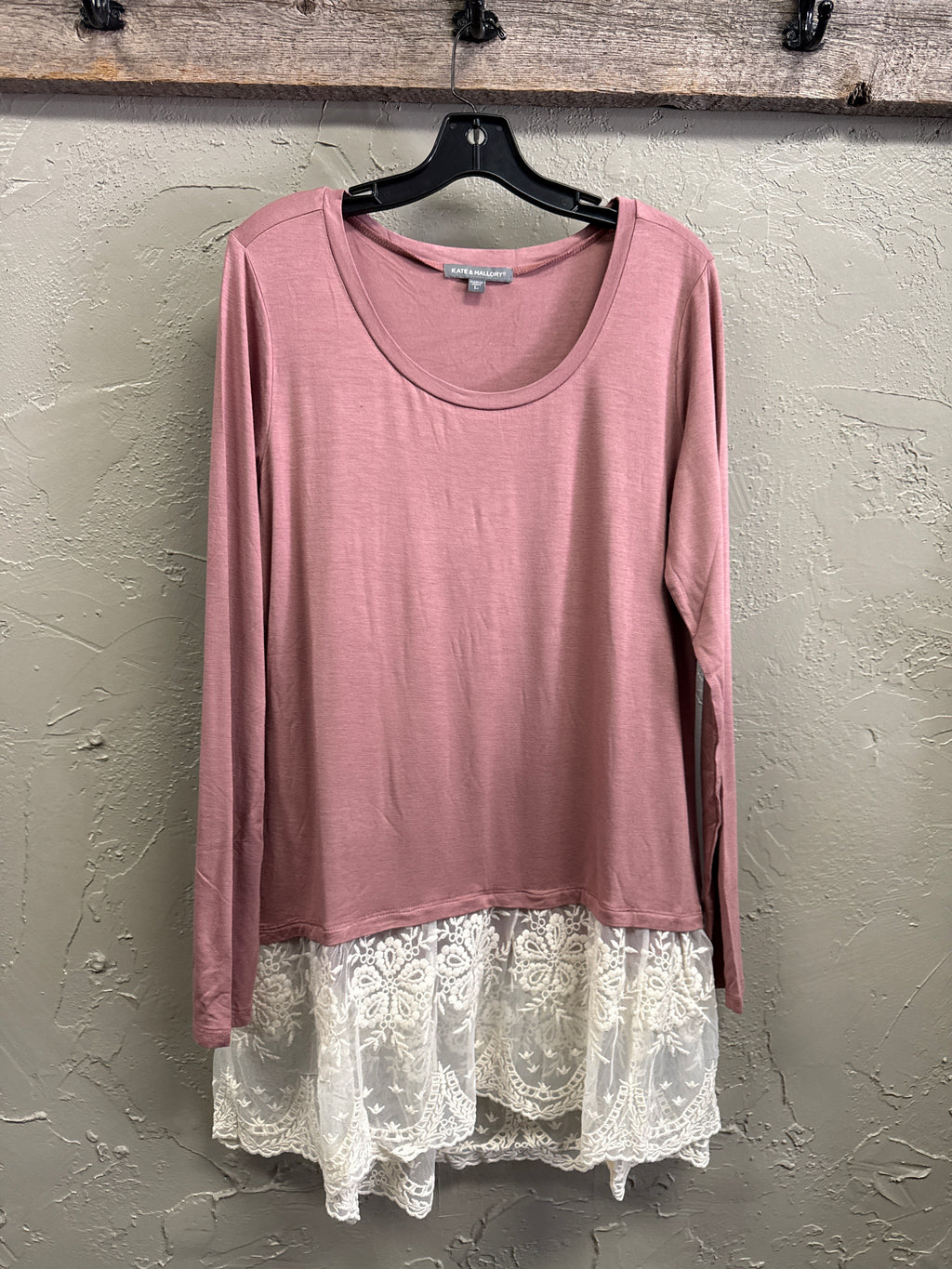 NWOT Kate & Mallory Lace Hem Tunic