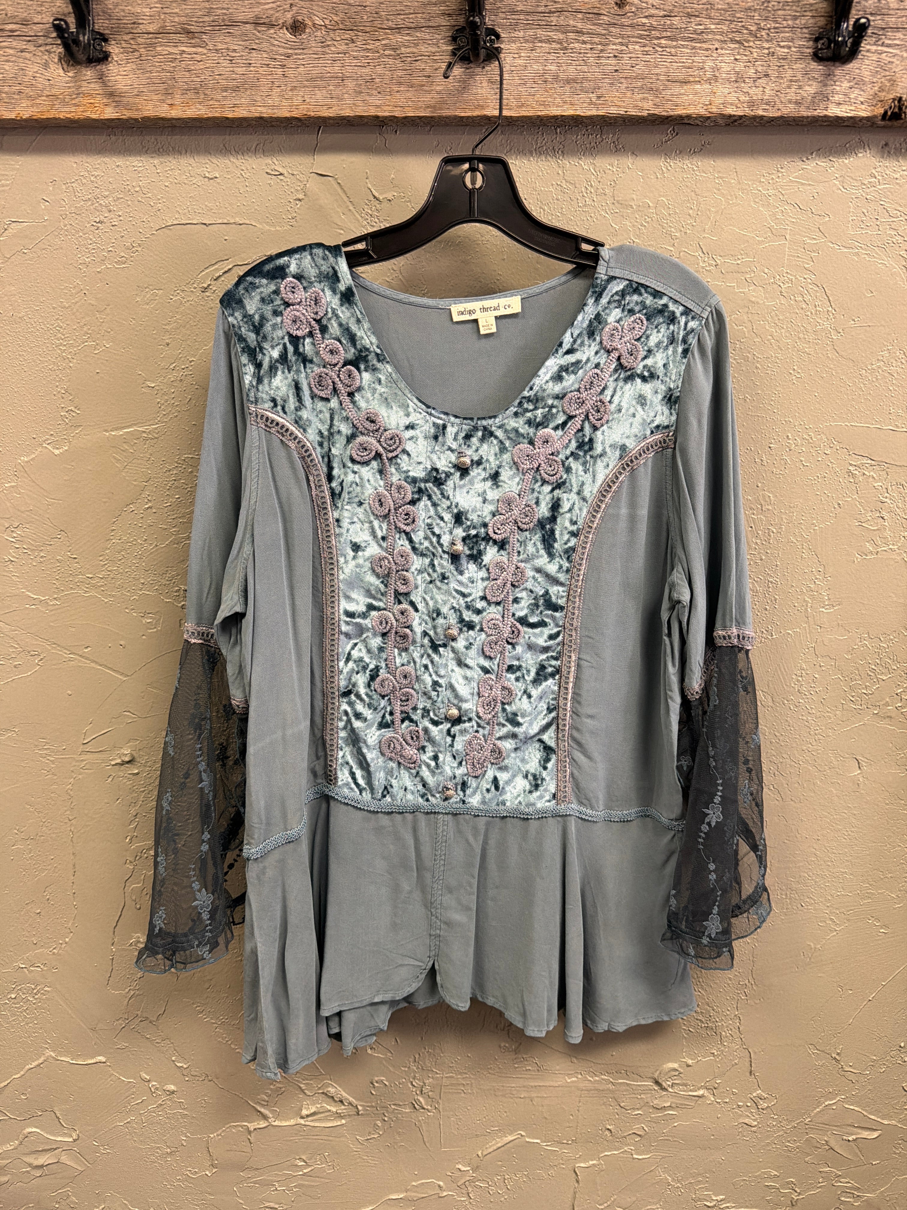NWOT Indigo Thread Velvet & Lace Top (org$70)