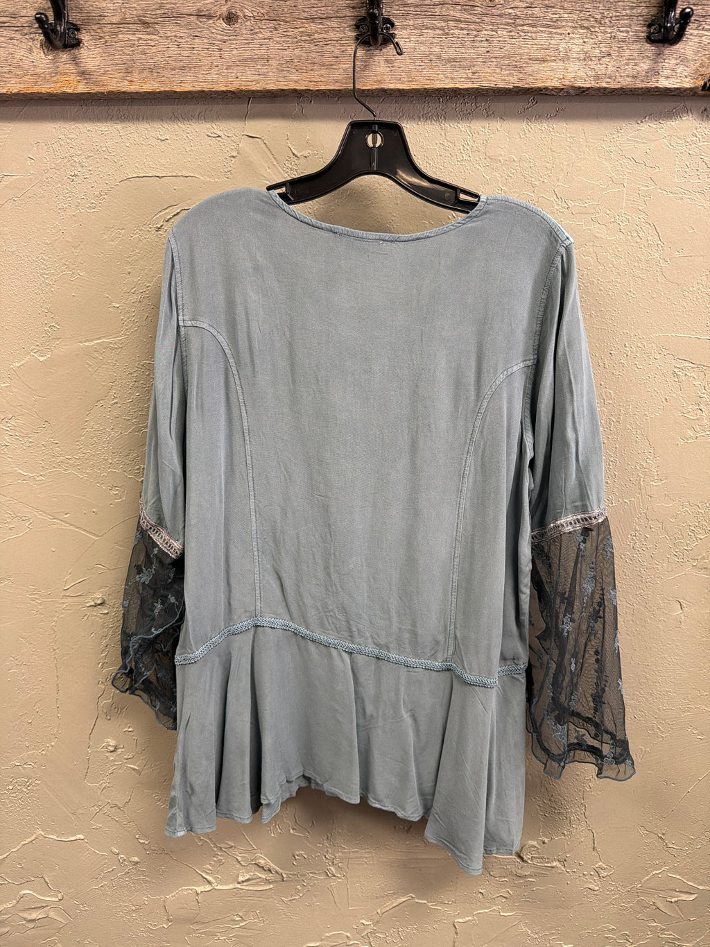 NWOT Indigo Thread Velvet & Lace Top (org$70)