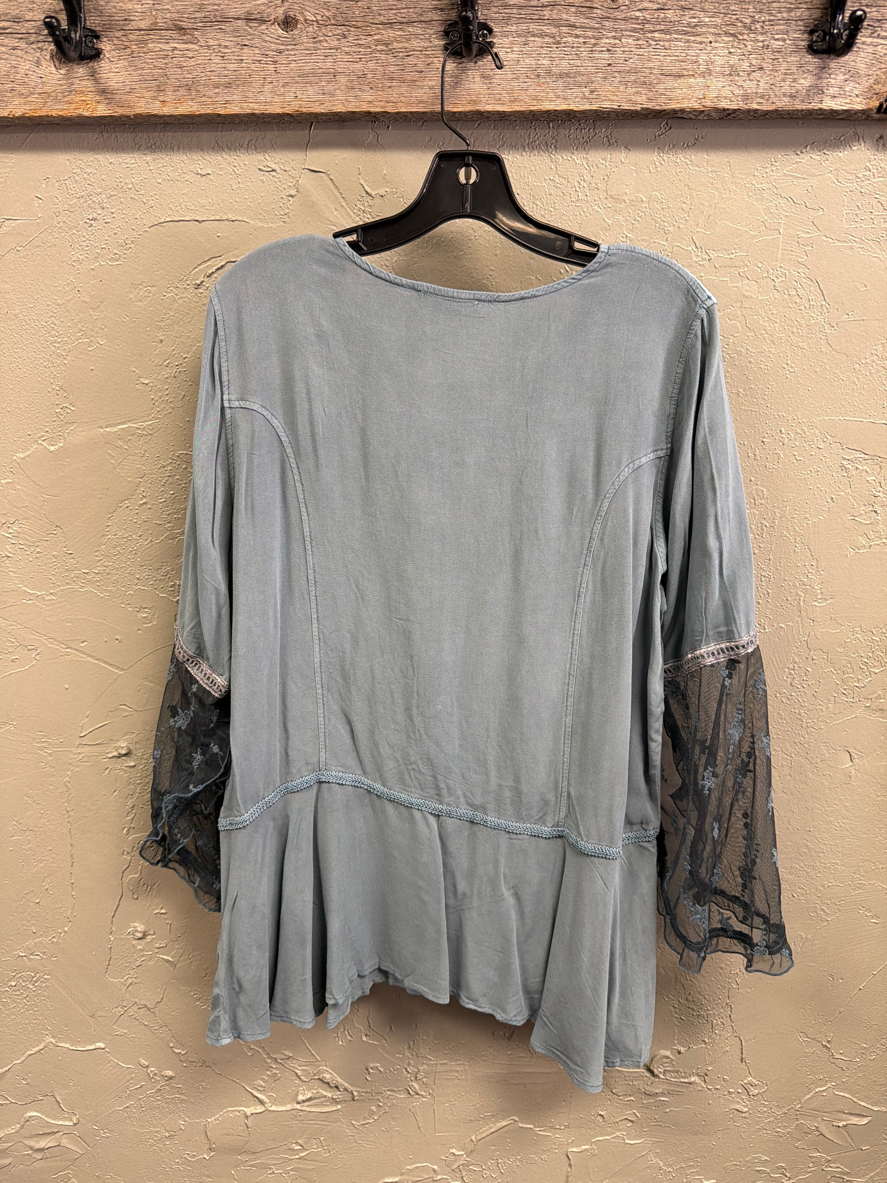 NWOT Indigo Thread Velvet & Lace Top (org$70)