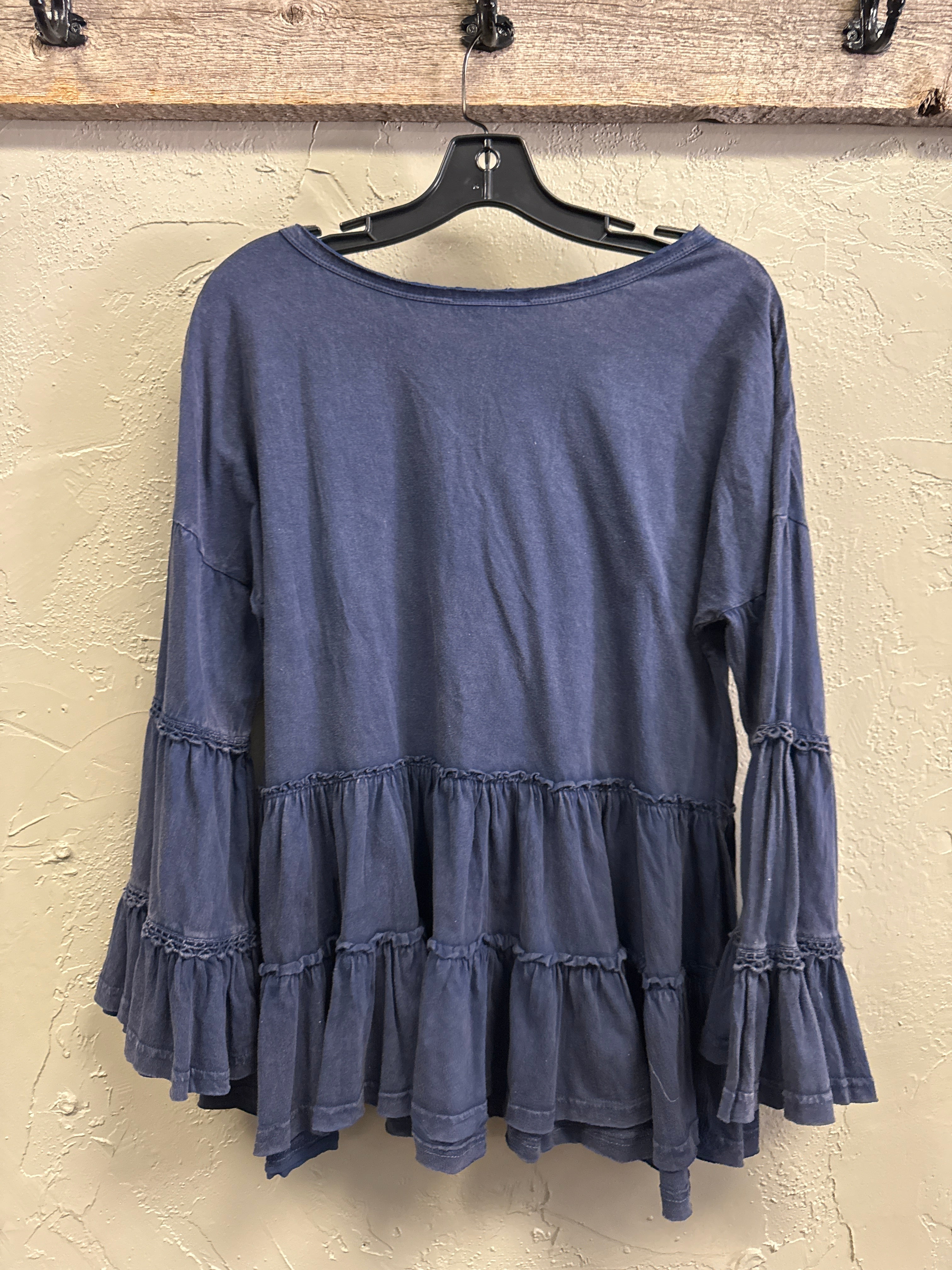 NWOT Indigo Thread Tiered Ruffle Top