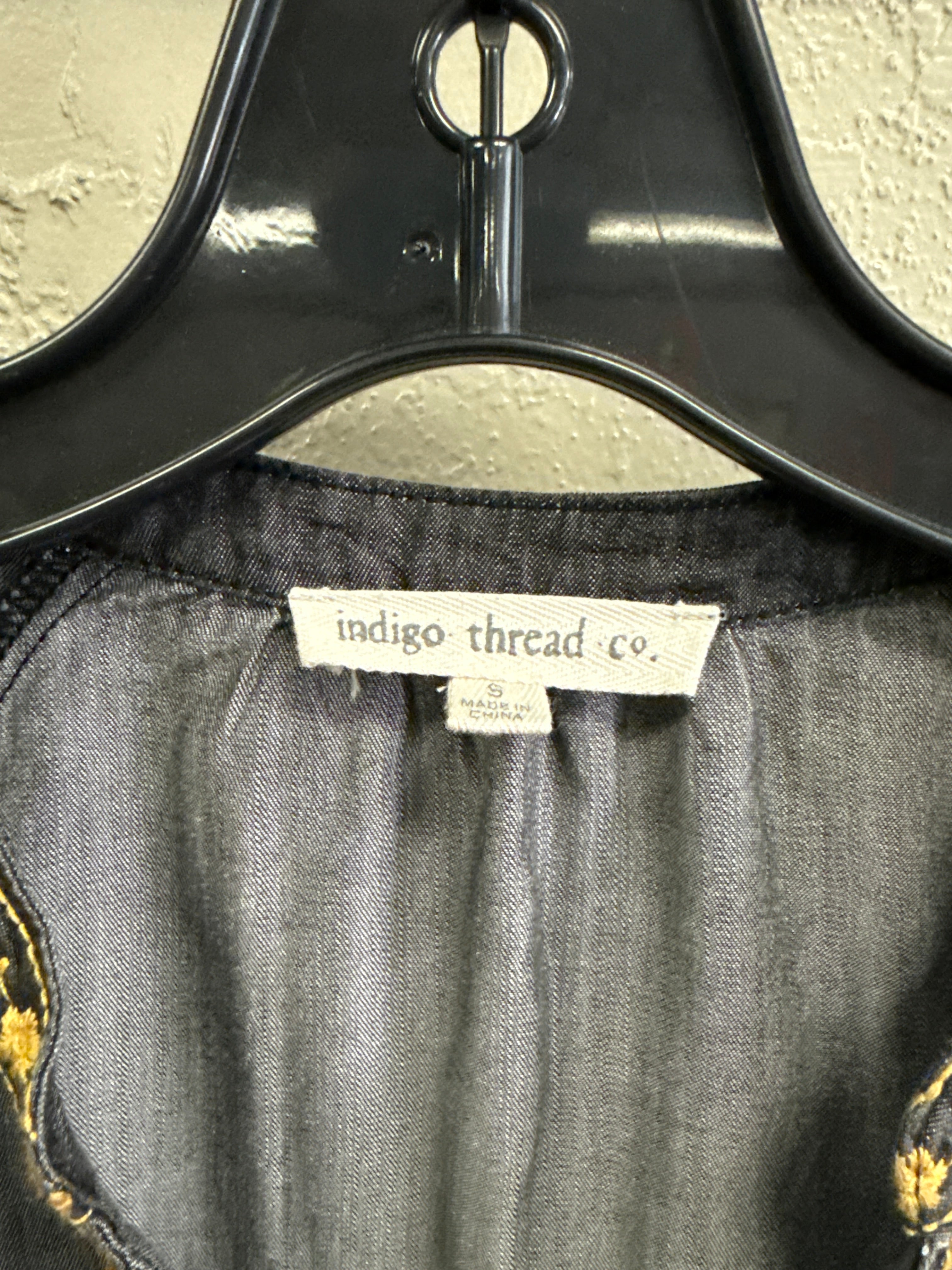 NWOT Indigo Thread Embroidered Boho Blouse