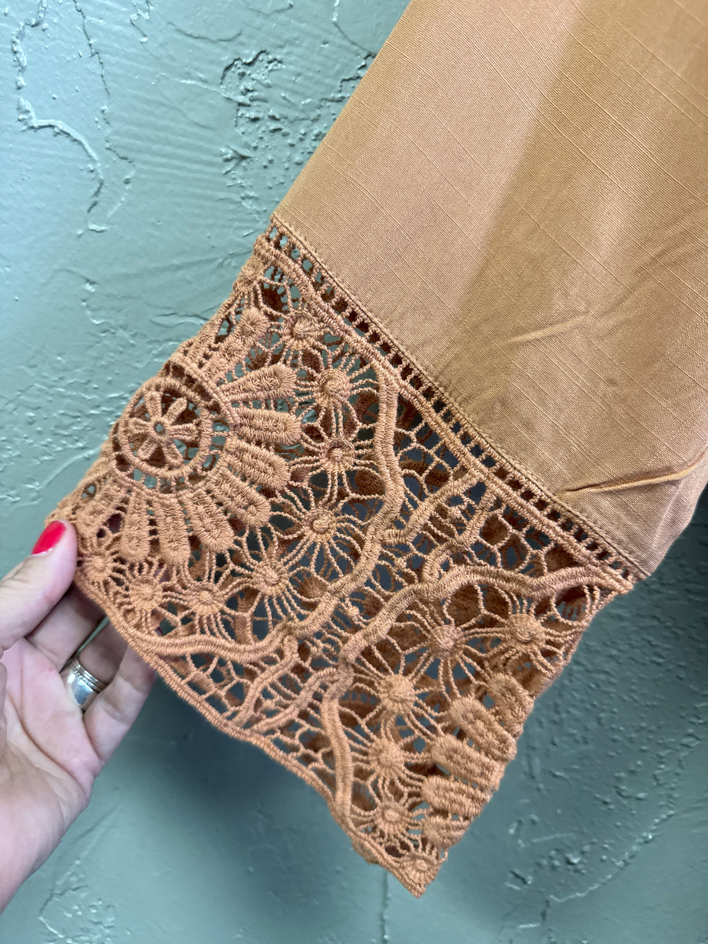 NWOT Indigo Thread Hi-Lo Tunic (org$58)