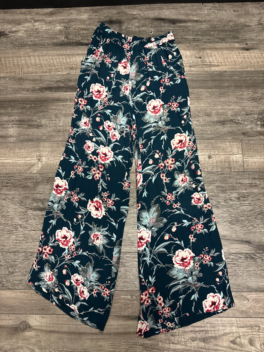 NWT Band of Gypsies Floral Wide-Leg Pant