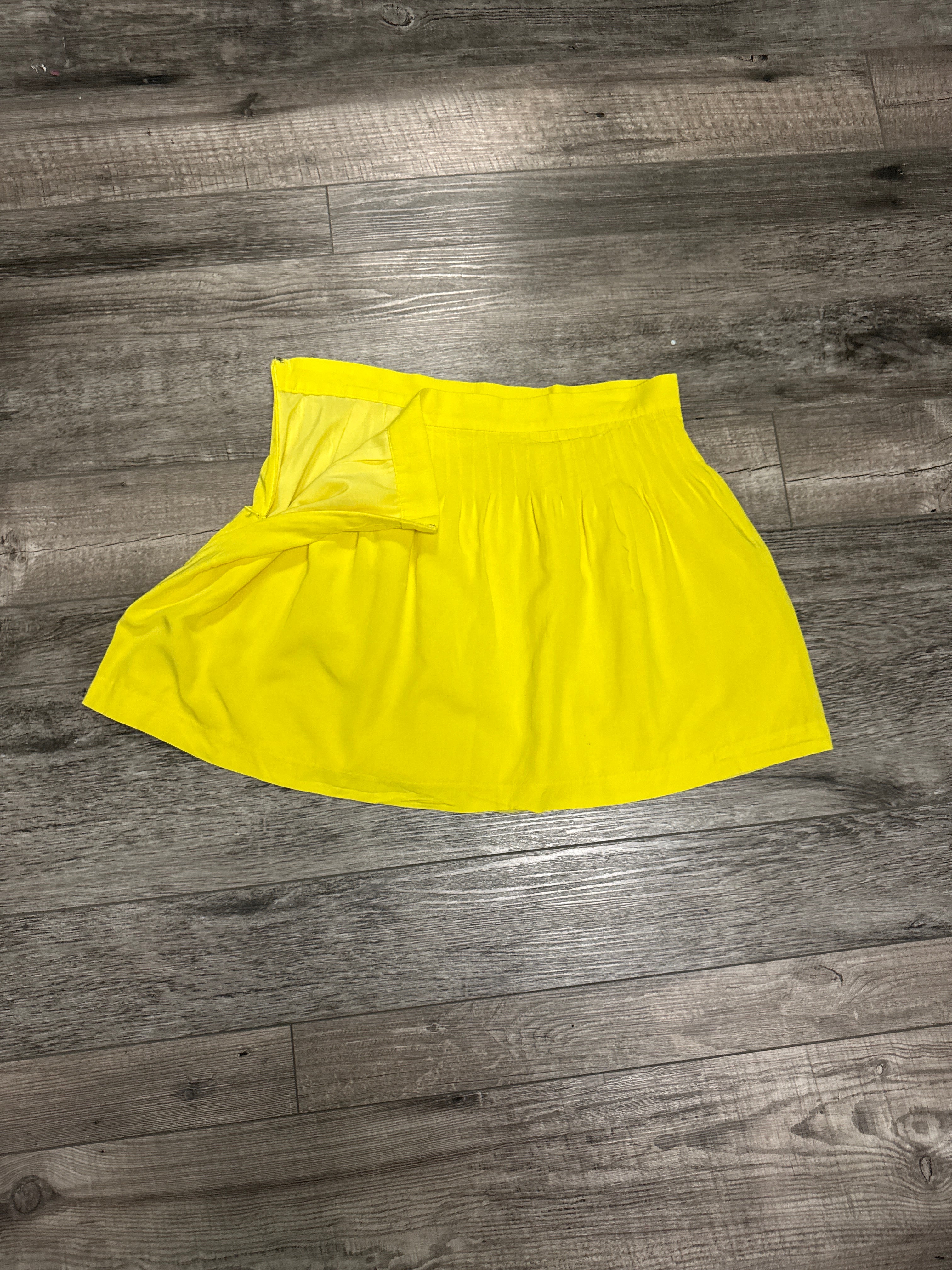 GAP Smocked Waist Mini Skirt (org$50)