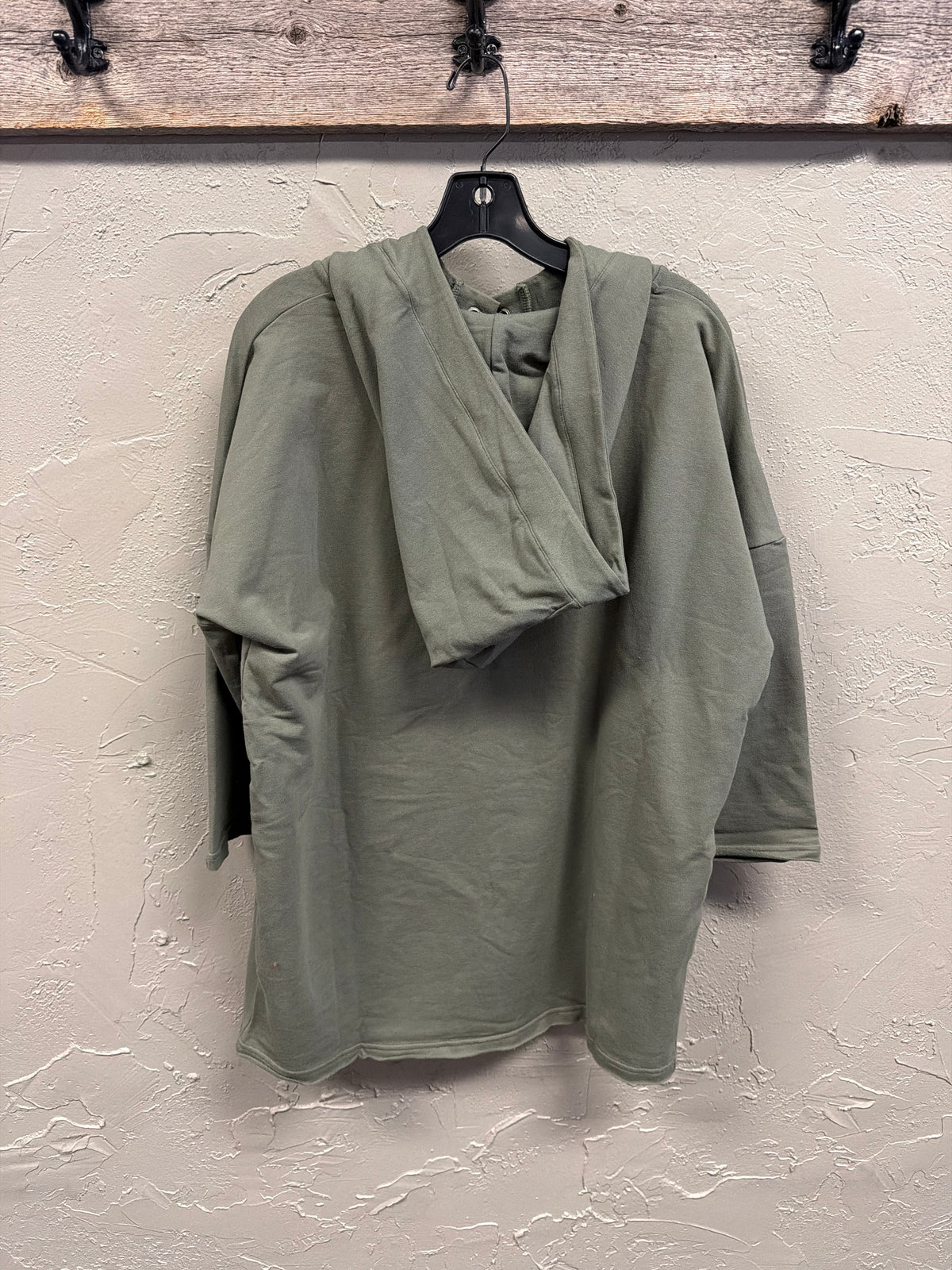 NWOT Meta Tunic Hoodie (org$61)