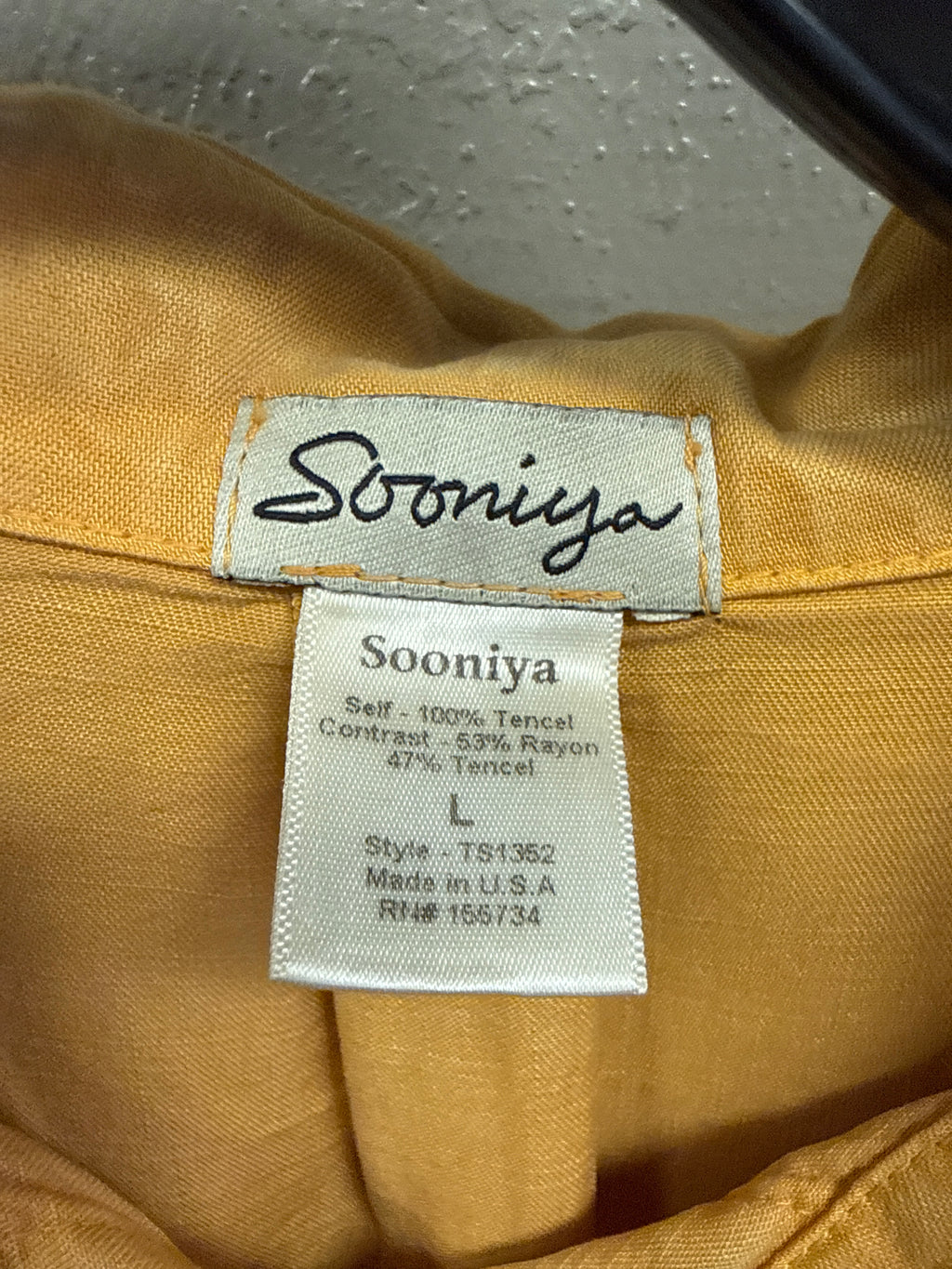 NWOT Sooniya Sunwashed Peplum Blouse