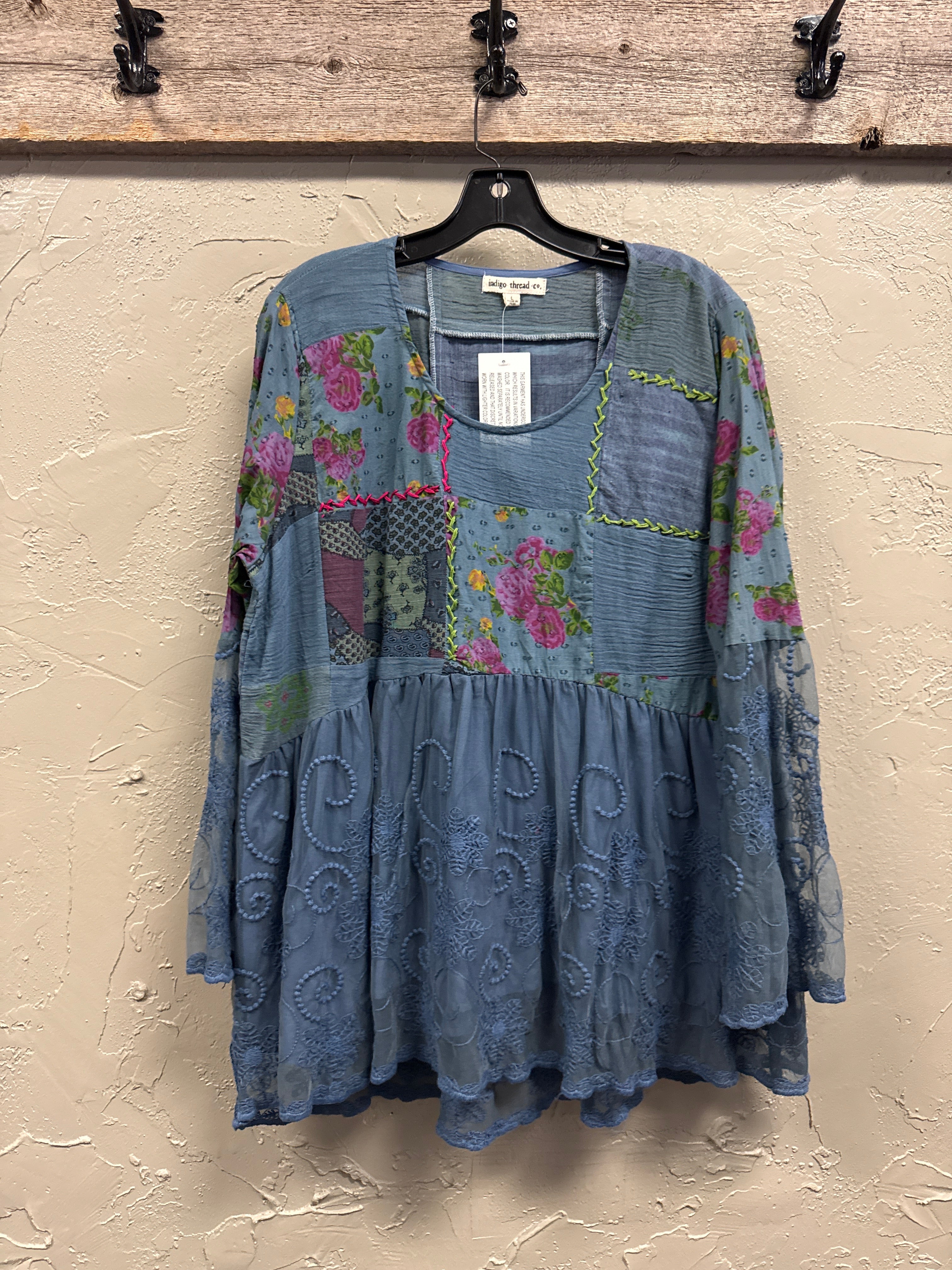NWOT Indigo Thread Patchwork Top (org$52)