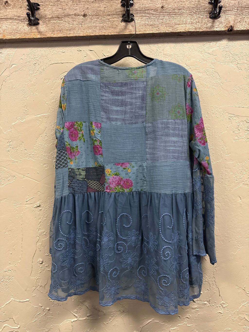 NWOT Indigo Thread Patchwork Top (org$52)