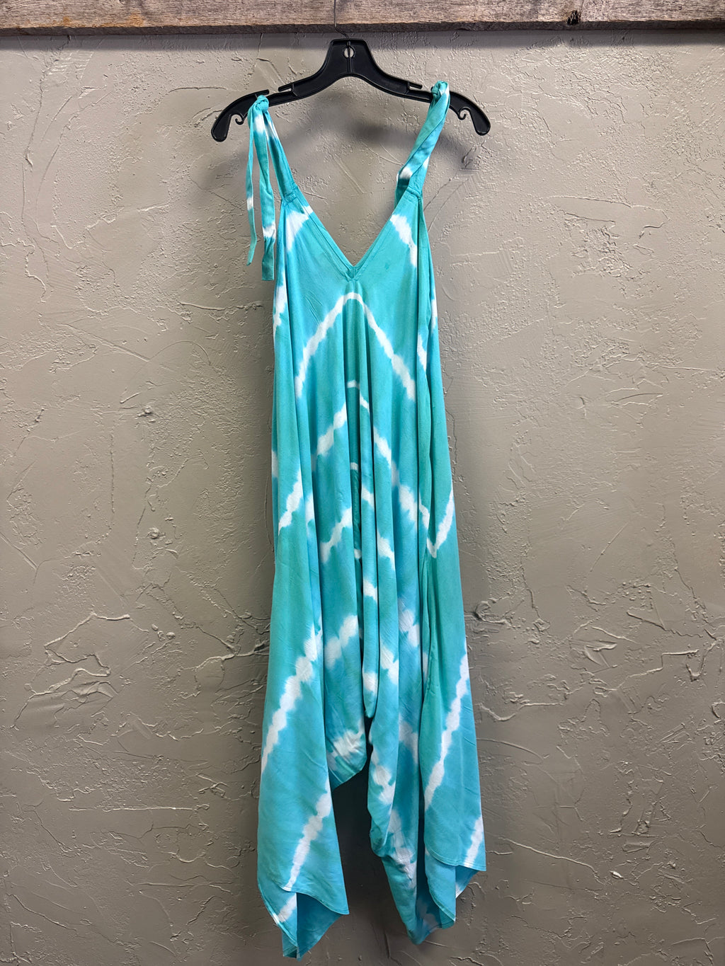NWOT Fig&Vine Harem Jumpsuit