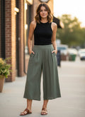 NWT ee:some Pleated Wide-Leg Pant