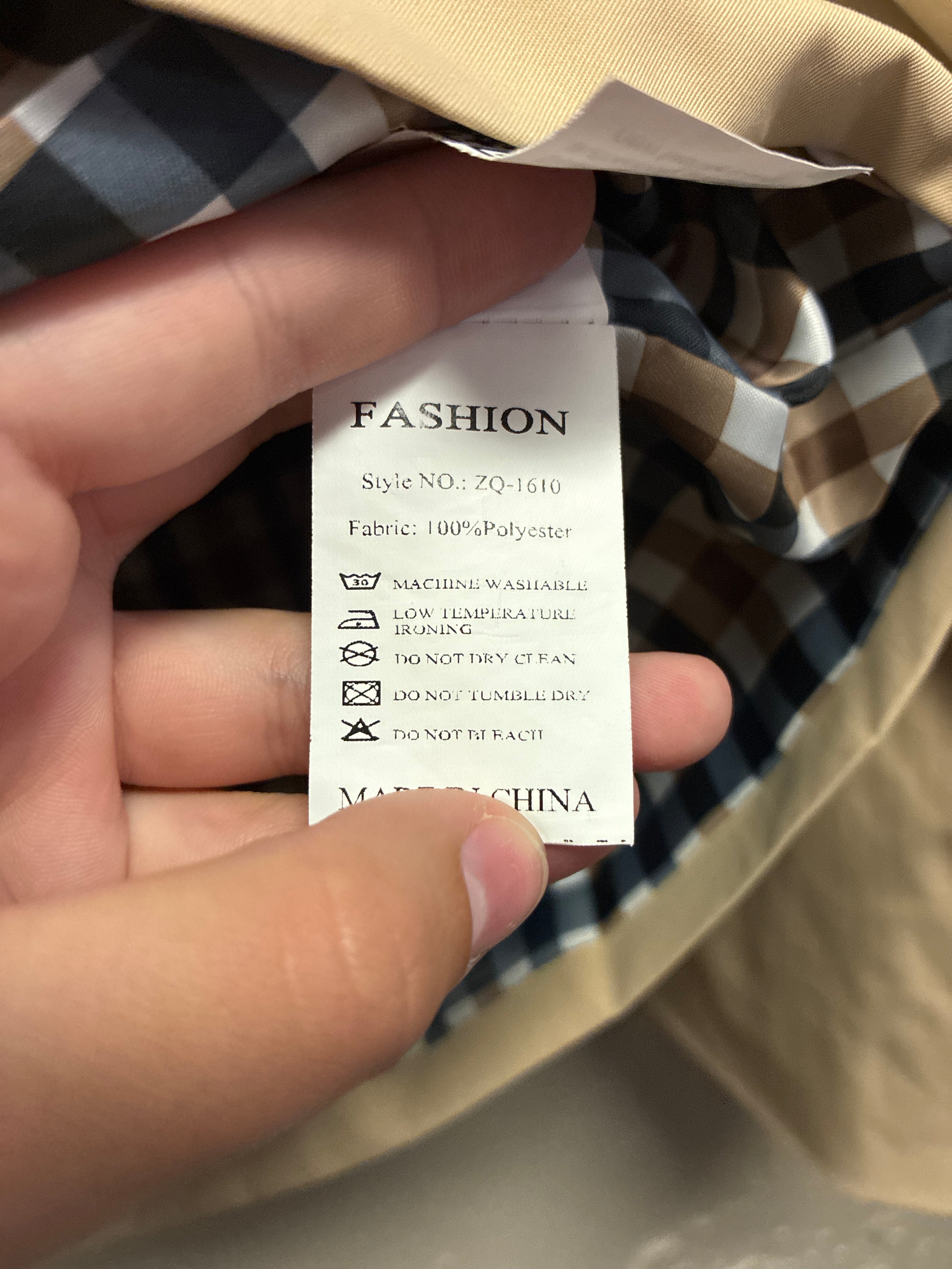 Yeokou Cropped Trench Coat